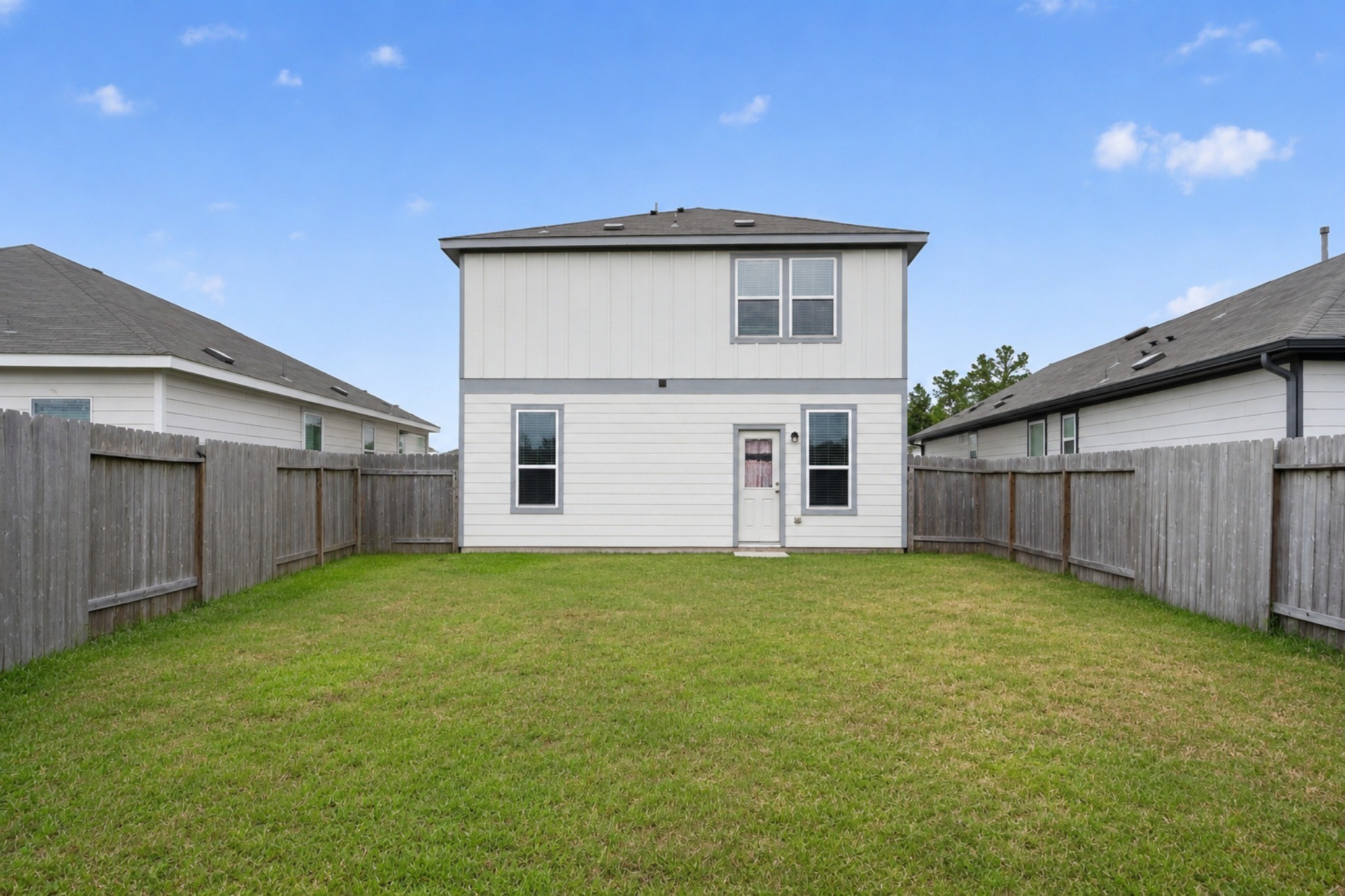 23610 Fallen Cone Street Property Photo 16