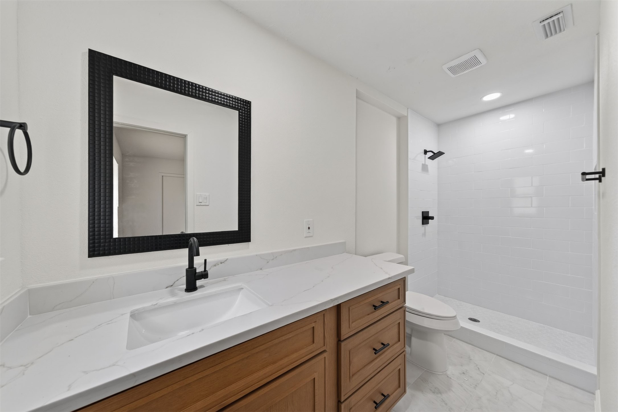 11918 Southview Street Property Photo 20