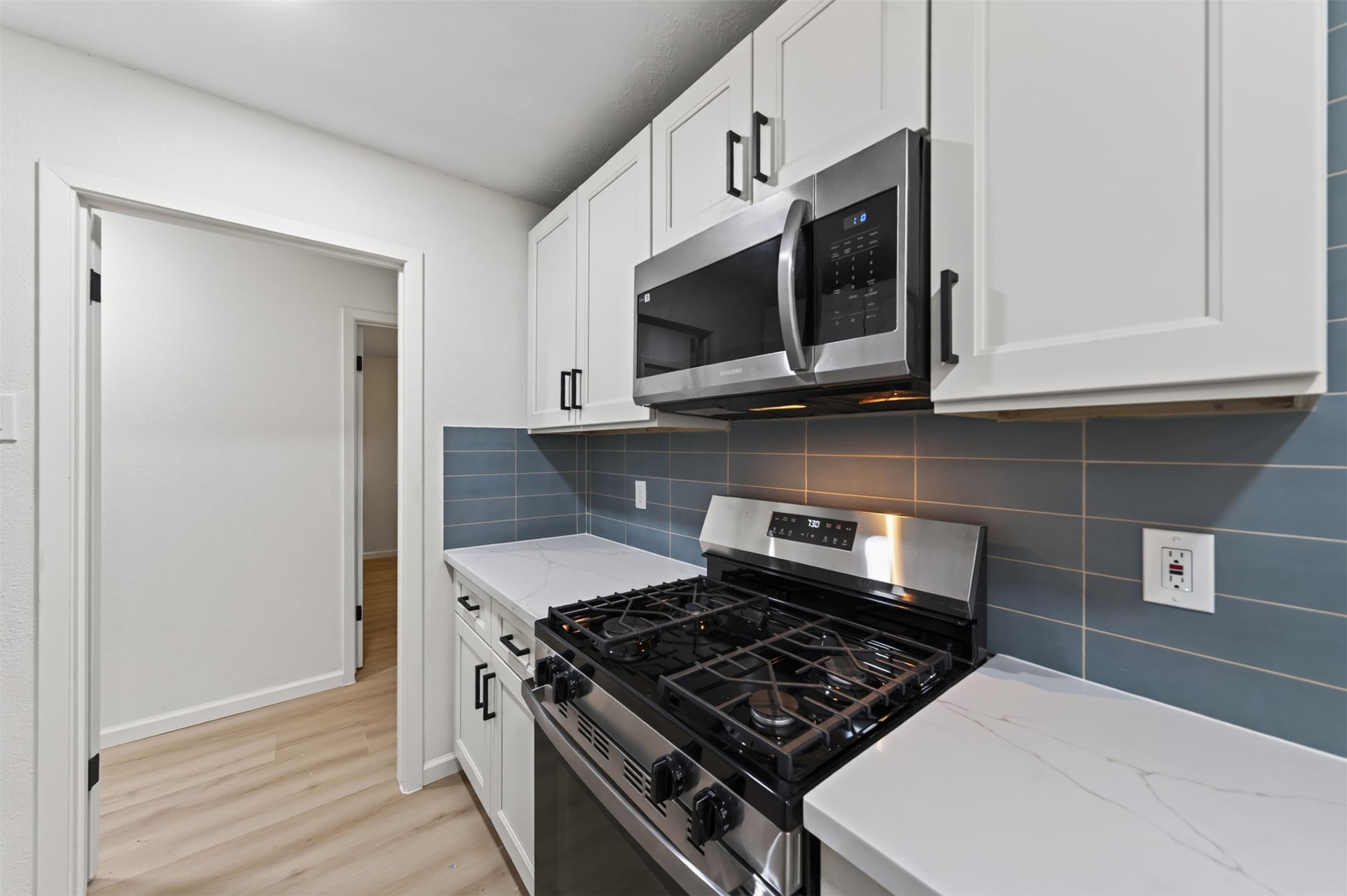 11918 Southview Street Property Photo 42