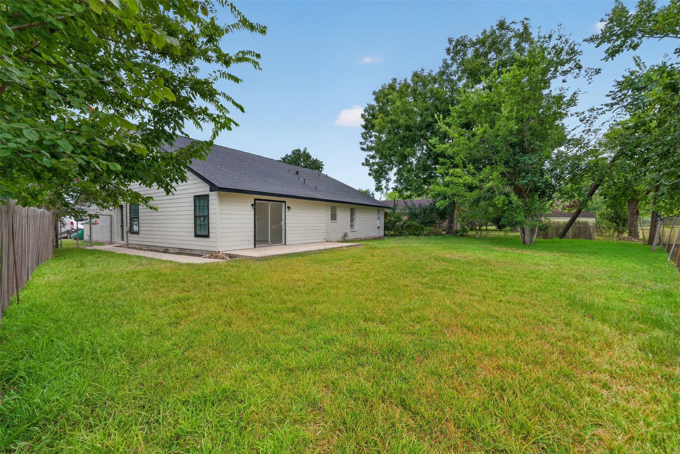 11918 Southview Street Property Photo 46