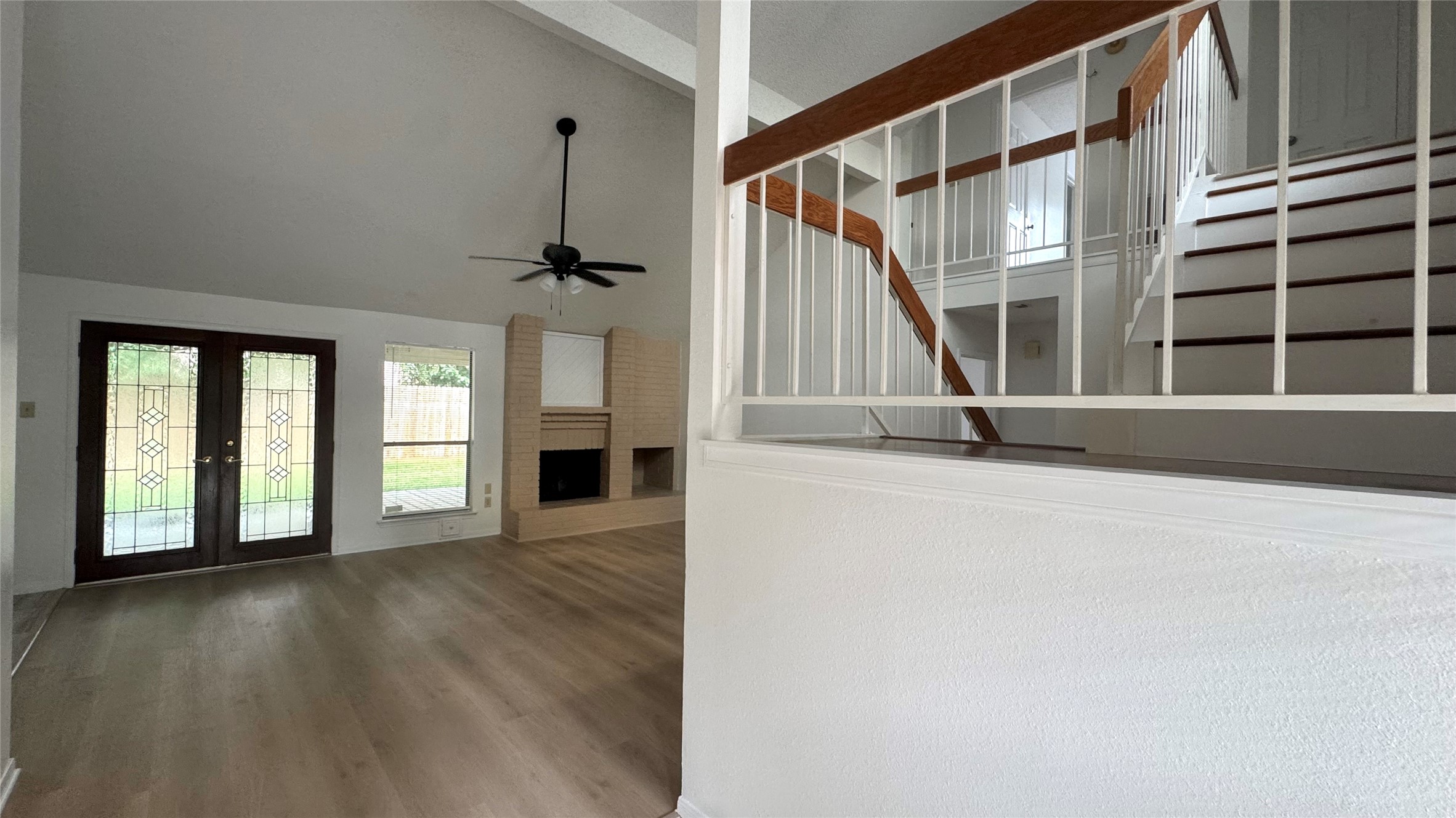 9826 Chiselhurst Drive Property Photo 6