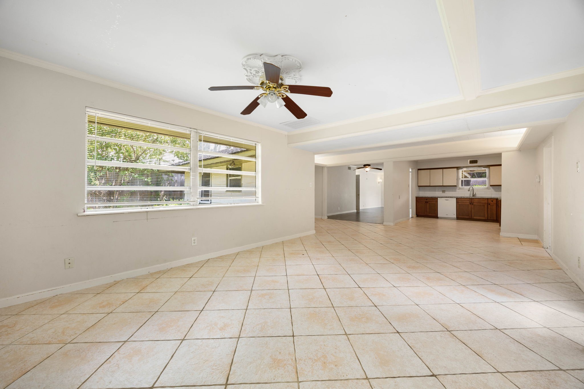5116 Evergreen Street Property Photo 10