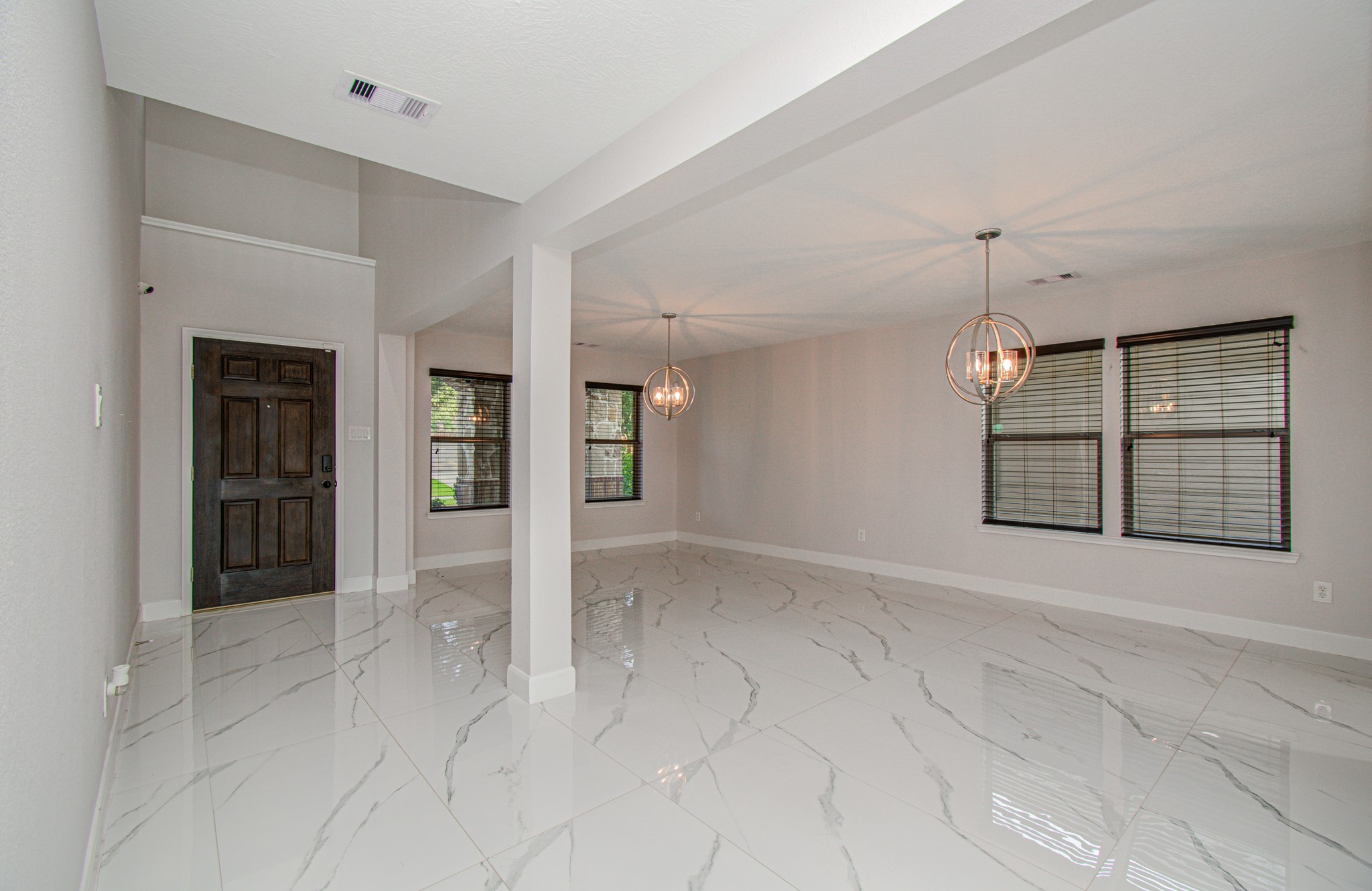 16430 Williamstown Drive Property Photo 7