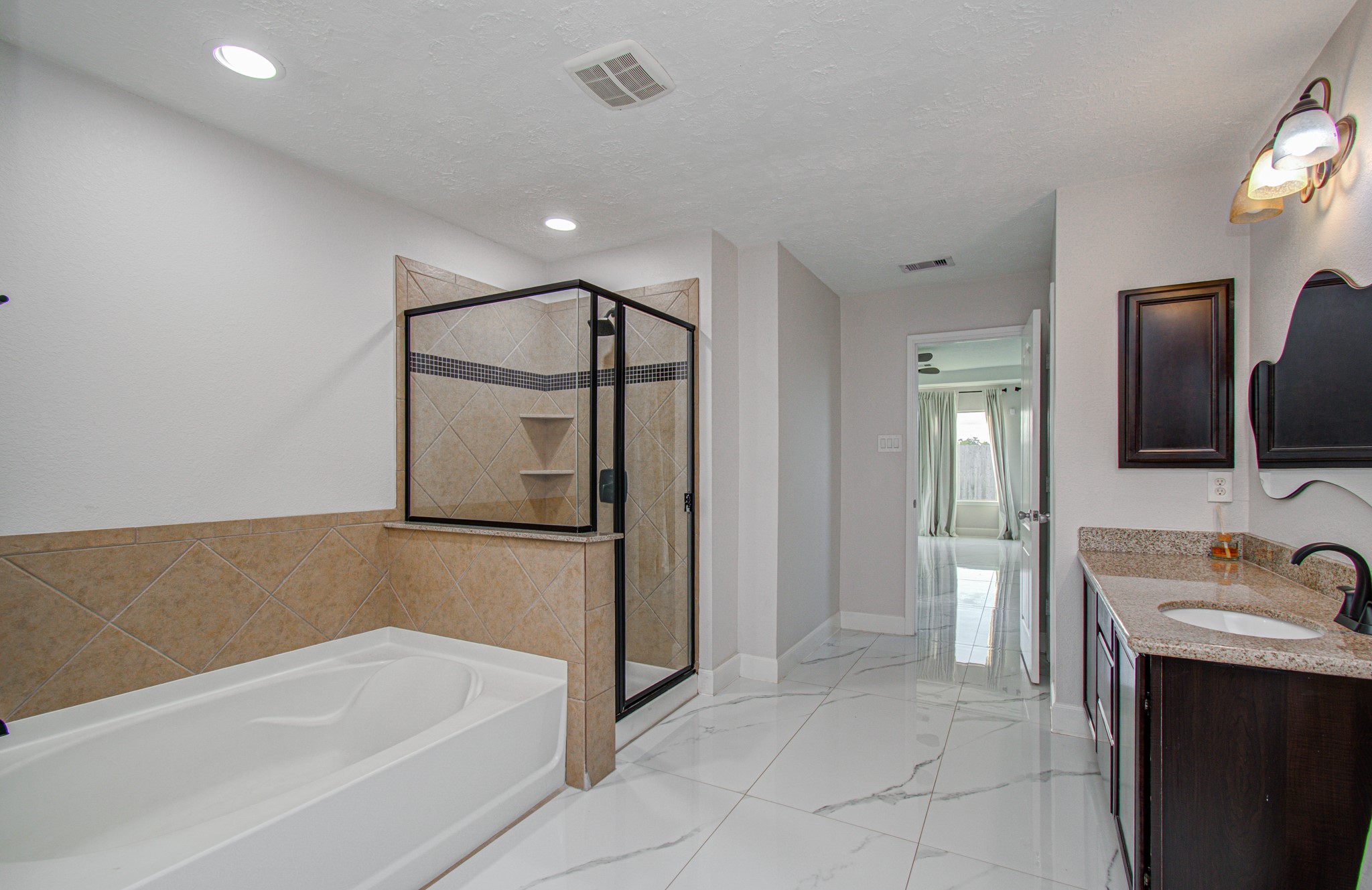 16430 Williamstown Drive Property Photo 25
