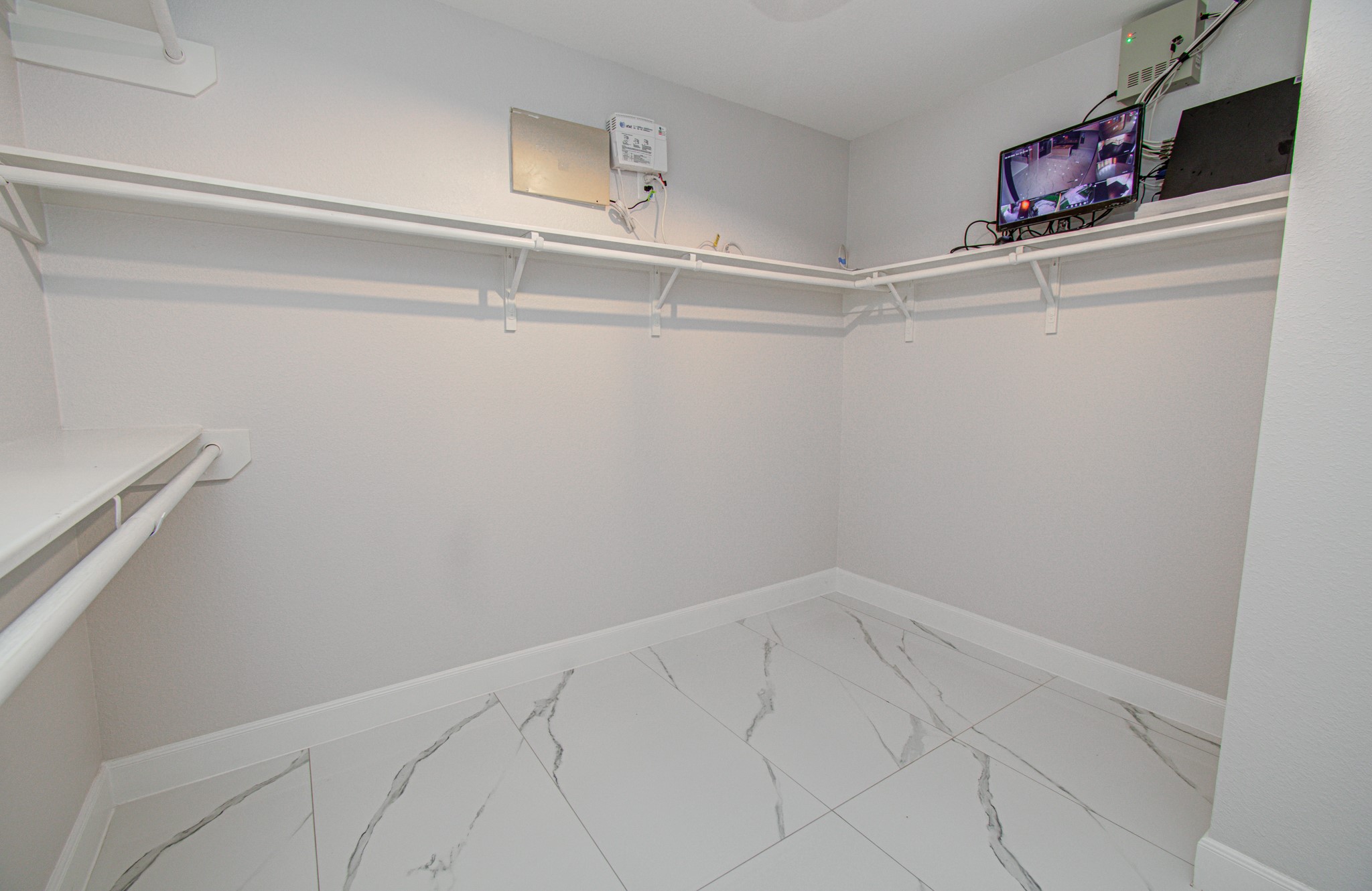 16430 Williamstown Drive Property Photo 26