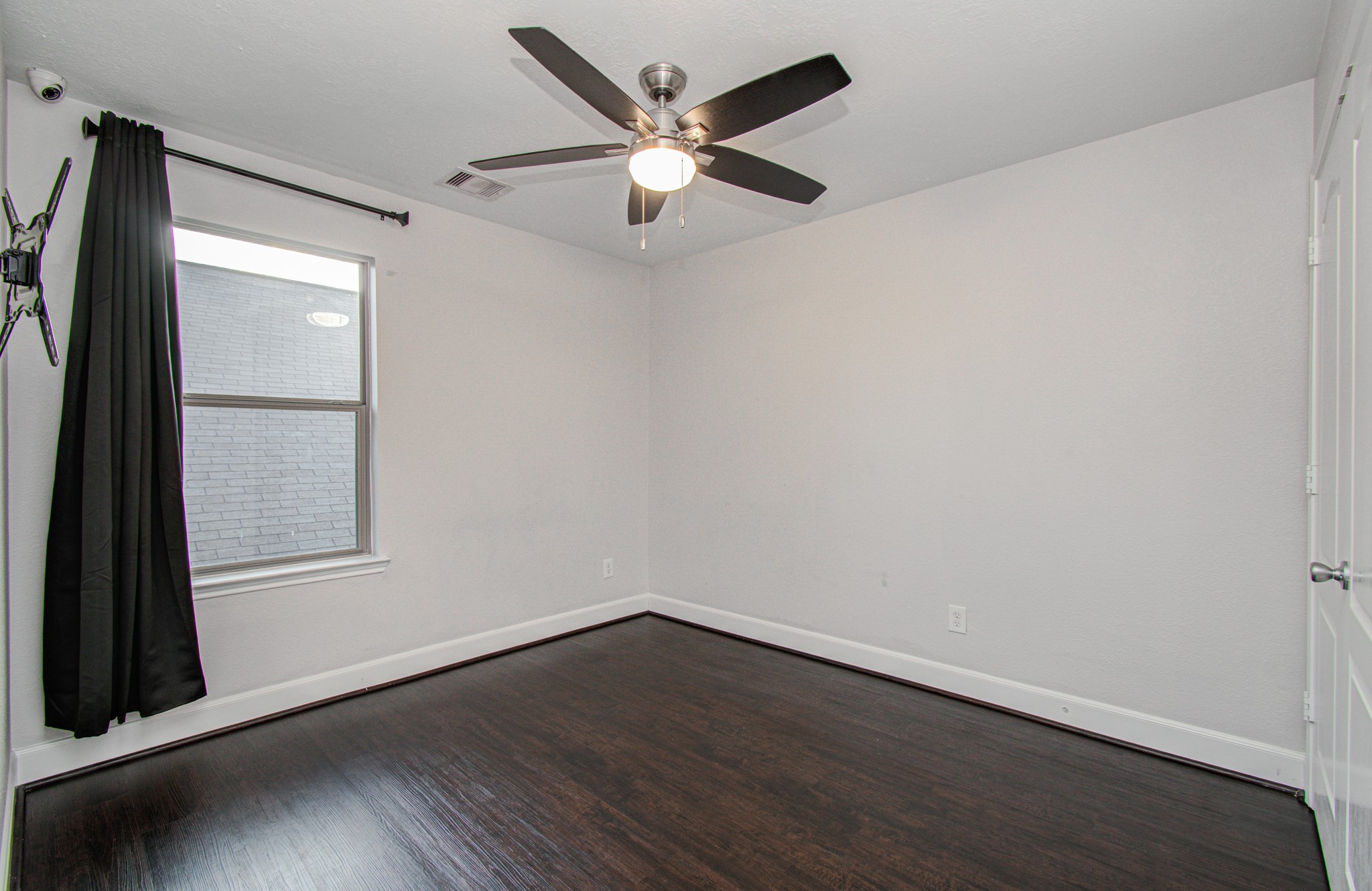 16430 Williamstown Drive Property Photo 32