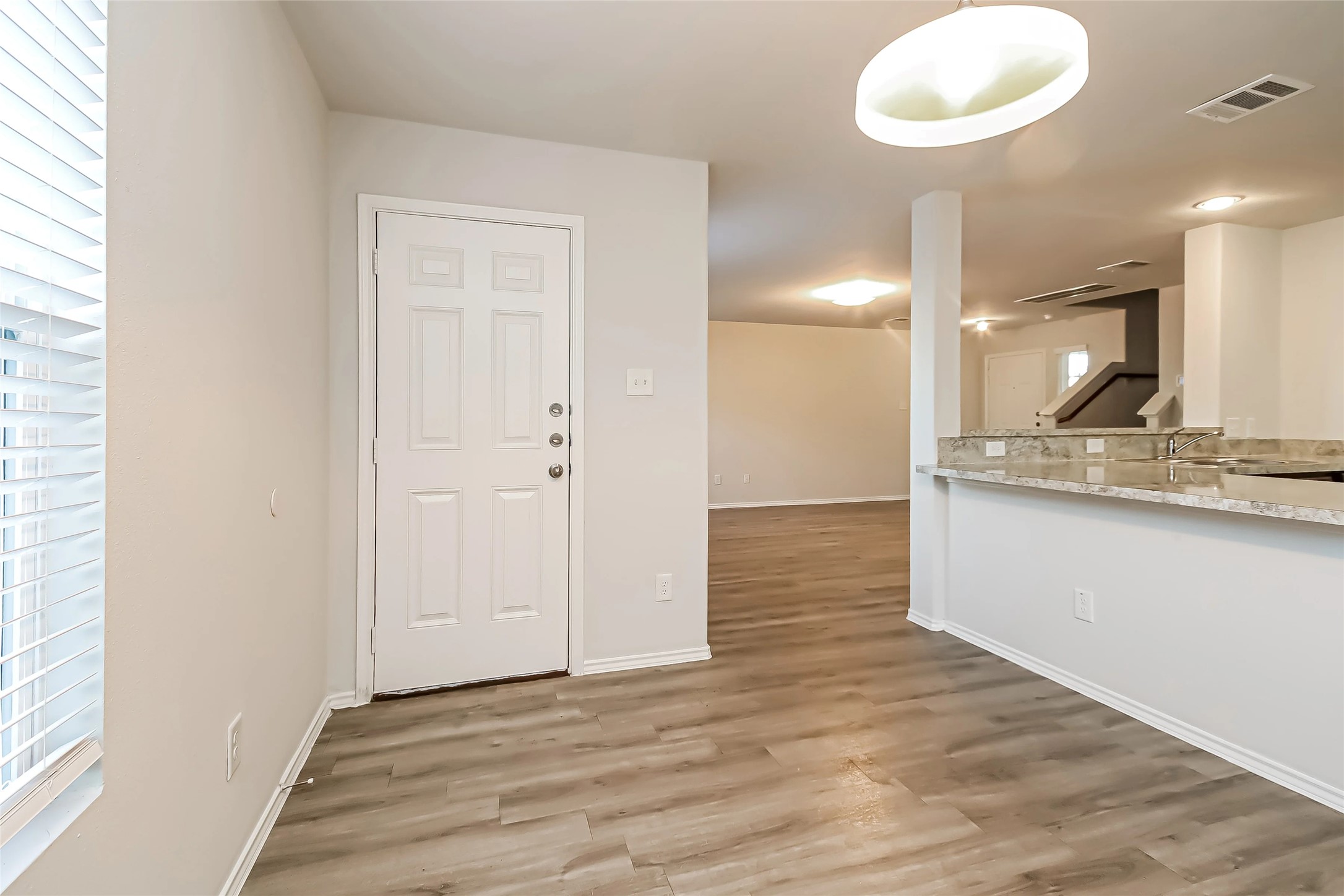 2751 Madison Court Property Photo 7