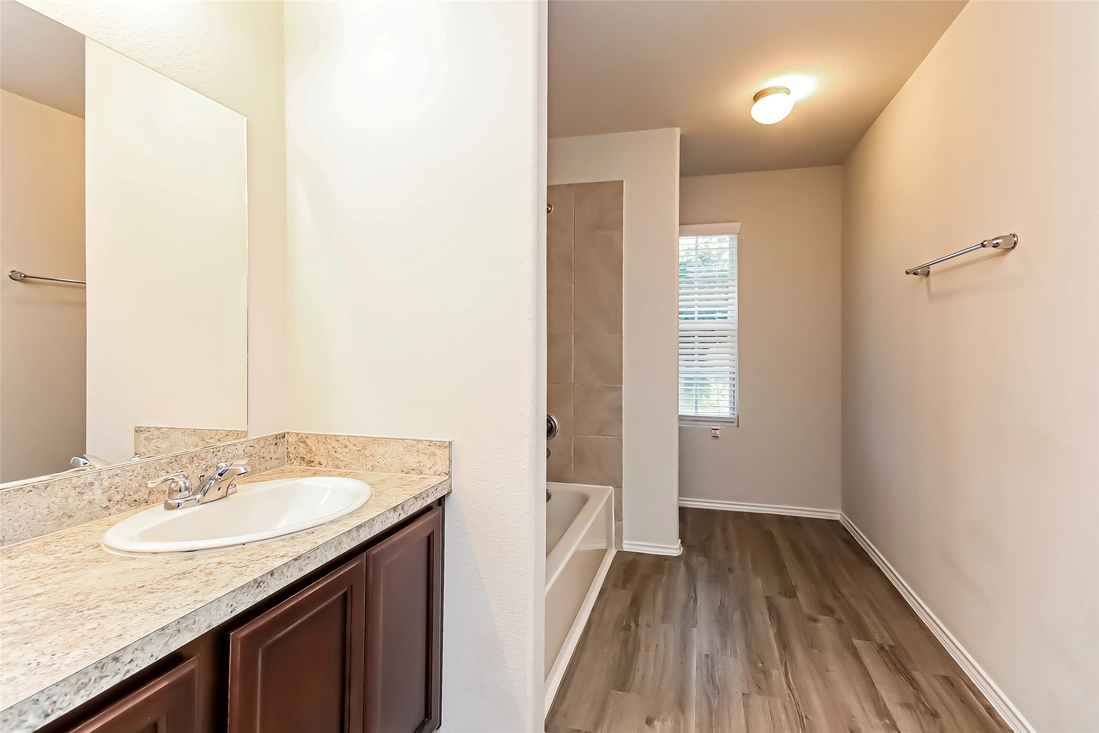 2751 Madison Court Property Photo 11