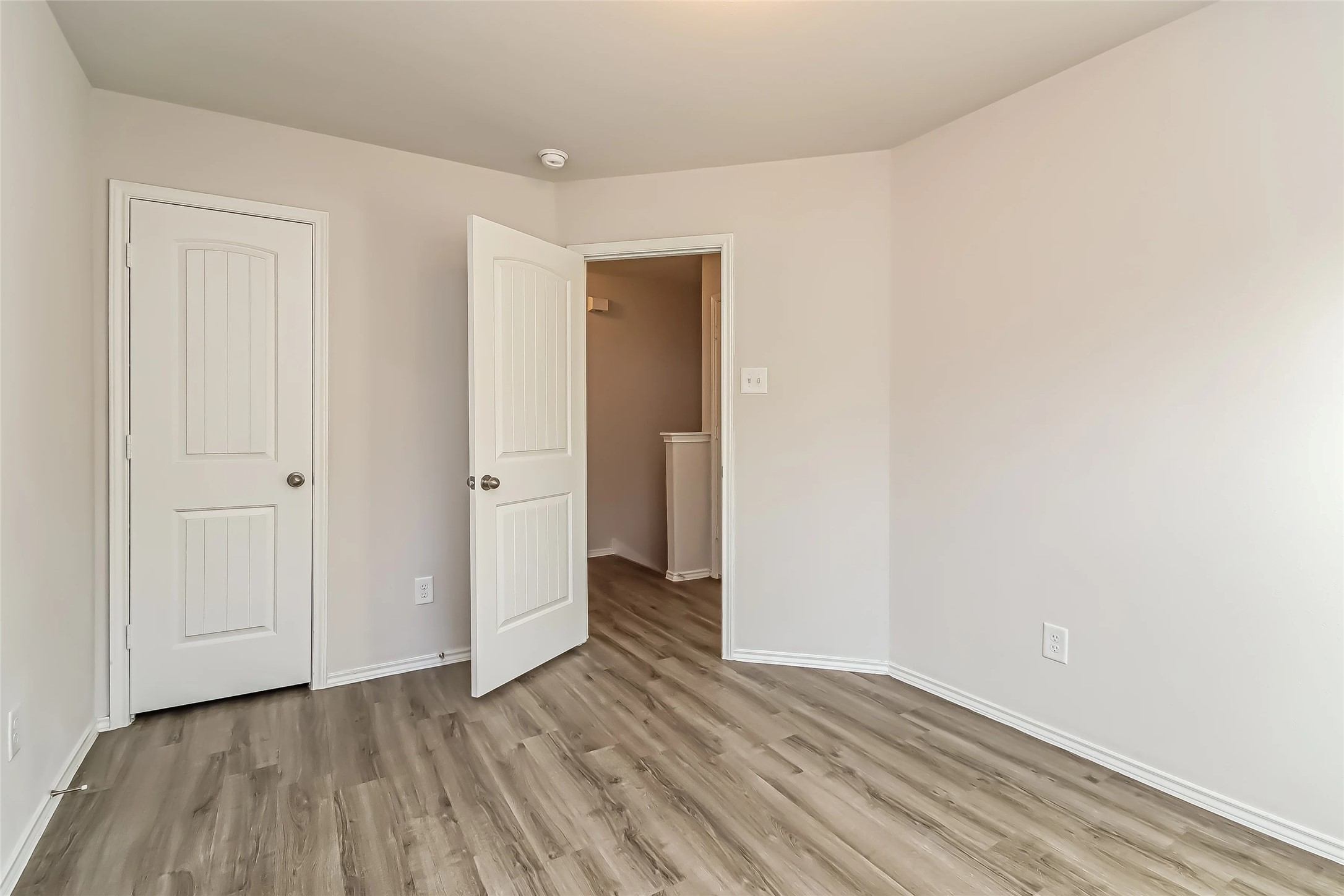 2751 Madison Court Property Photo 12