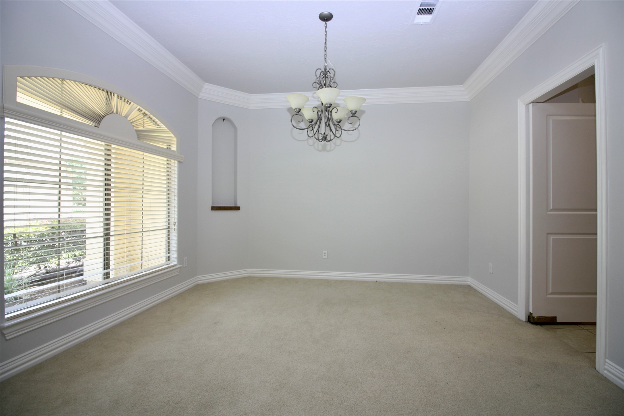 14443 Mayport Lane Property Photo 7