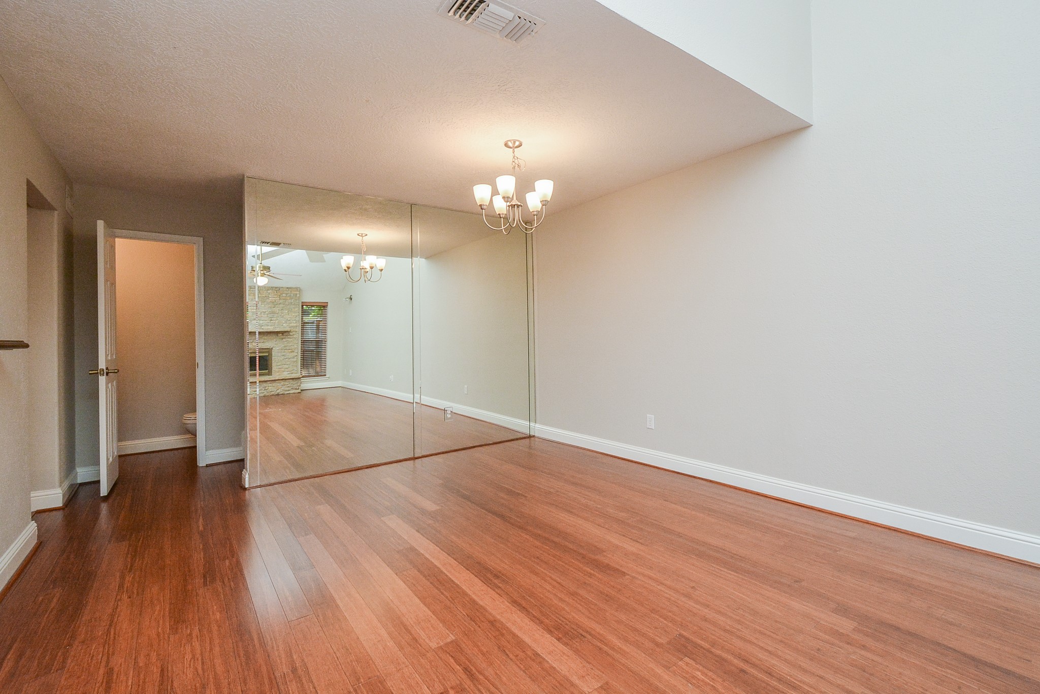 13859 Hollowgreen Drive Property Photo 10