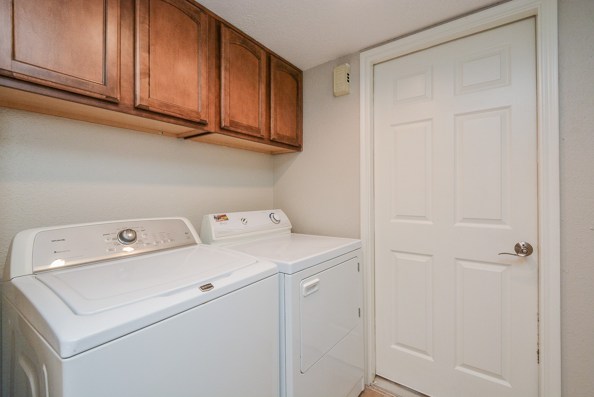 13859 Hollowgreen Drive Property Photo 18