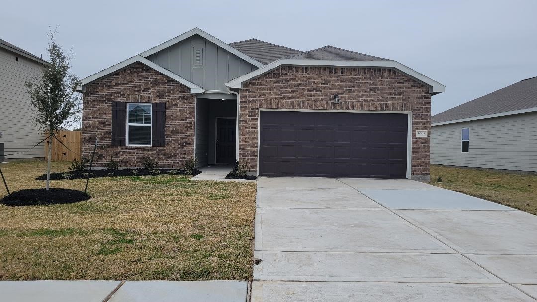 5002 Highland Springs Drive Property Photo 1