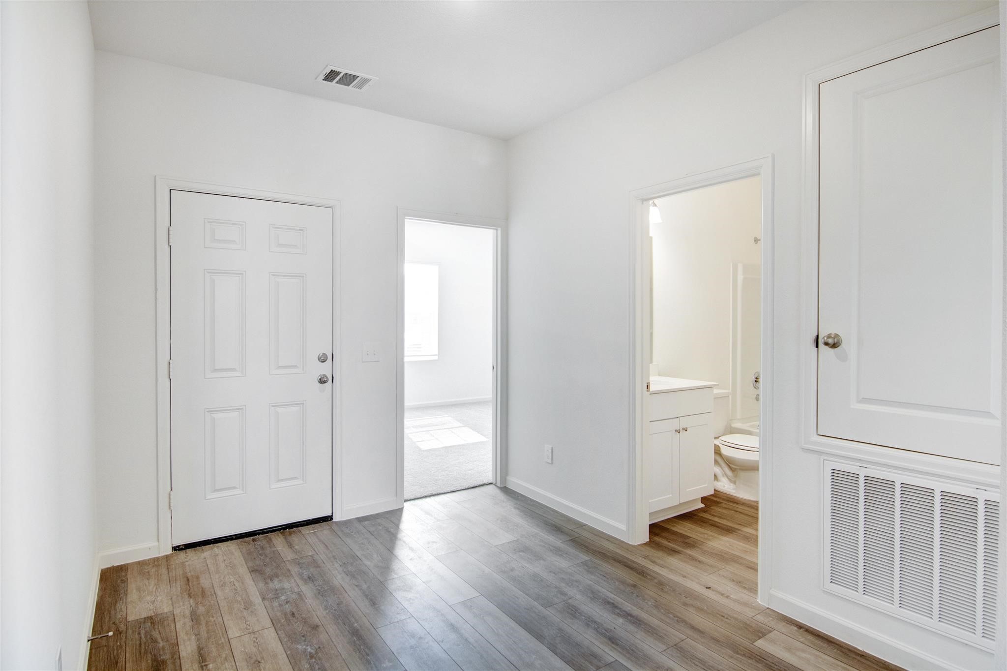 5002 Highland Springs Drive Property Photo 2