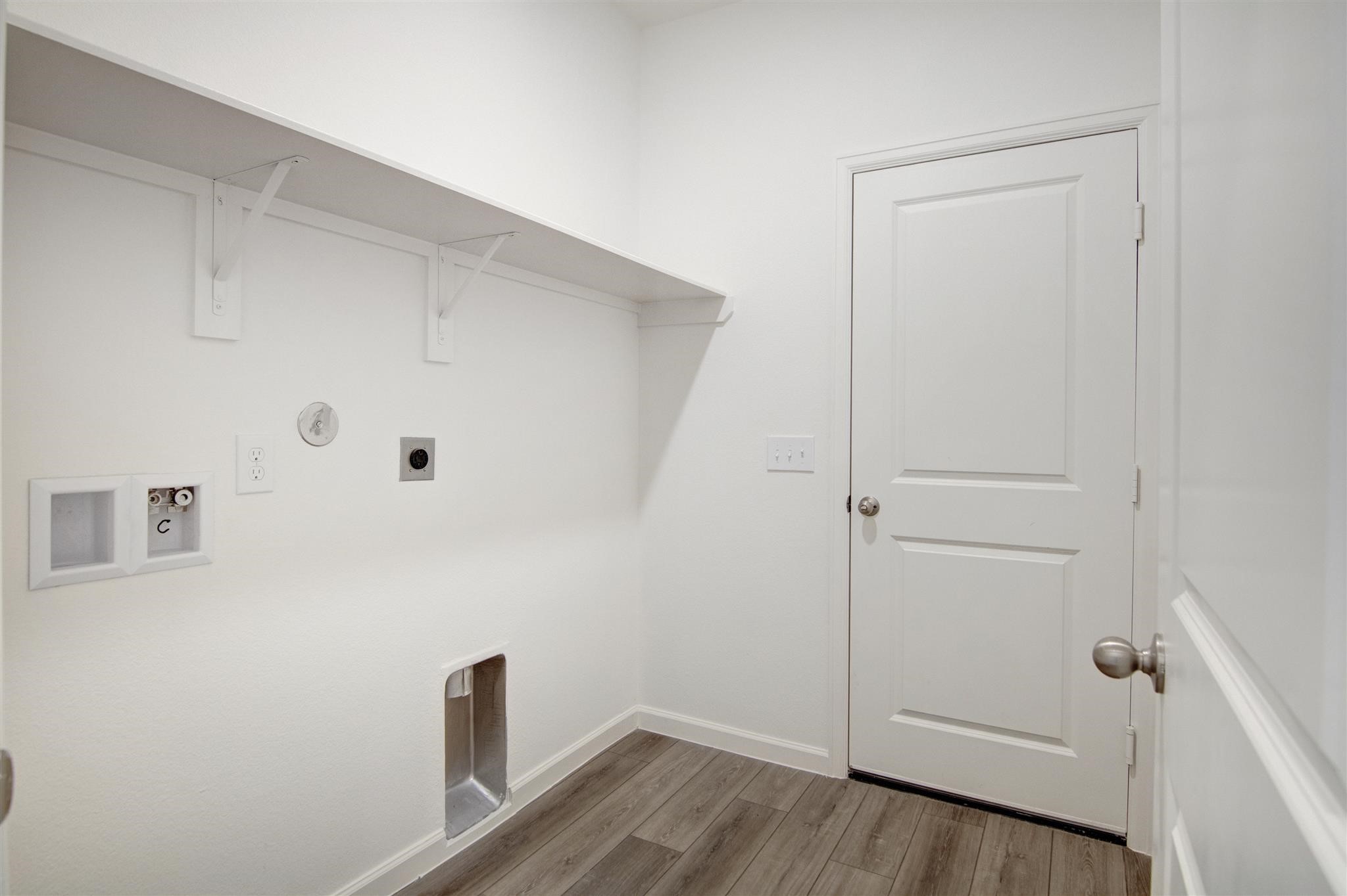 5002 Highland Springs Drive Property Photo 6
