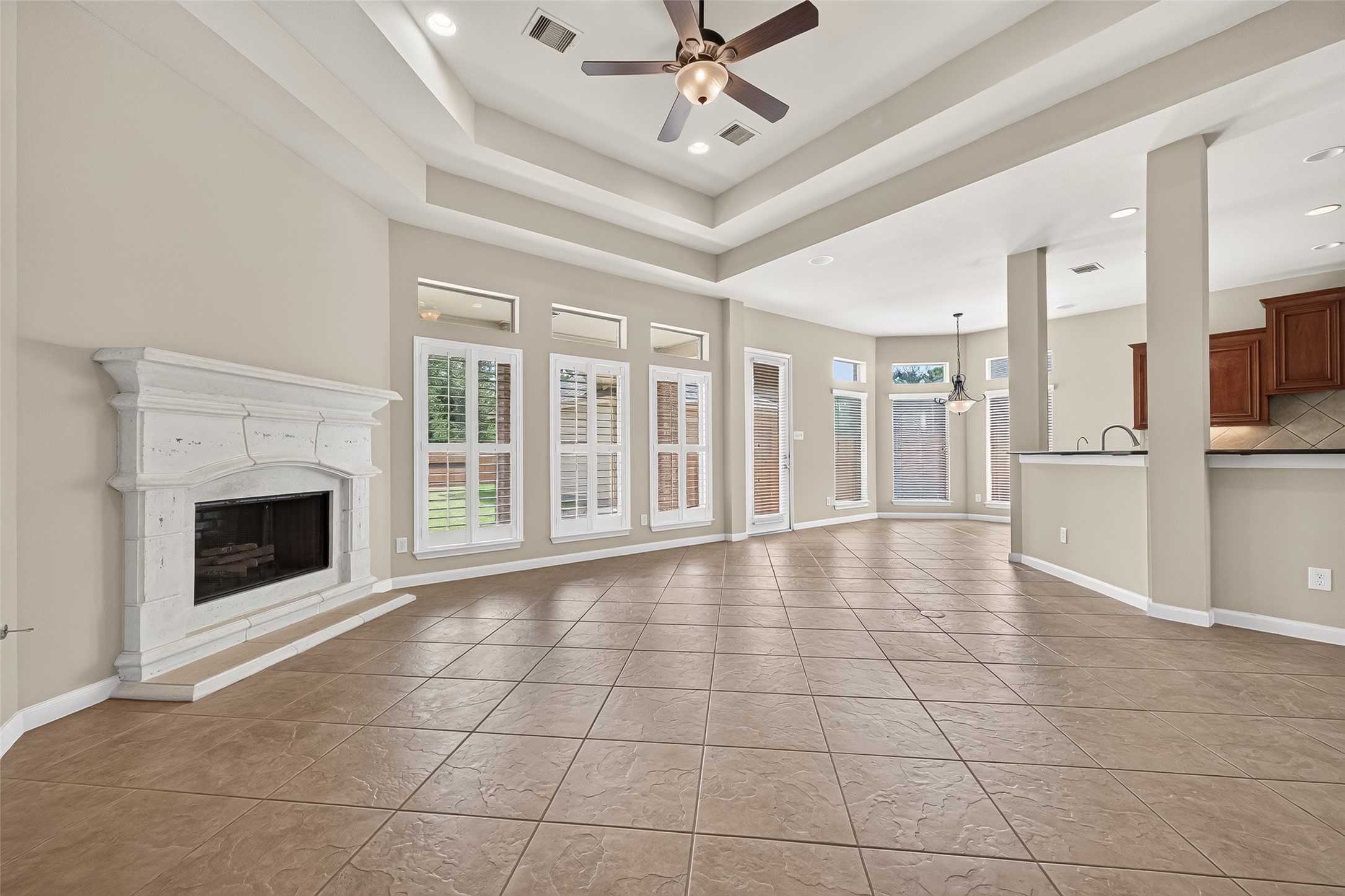 3927 Bowie Bend Lane Property Photo 15