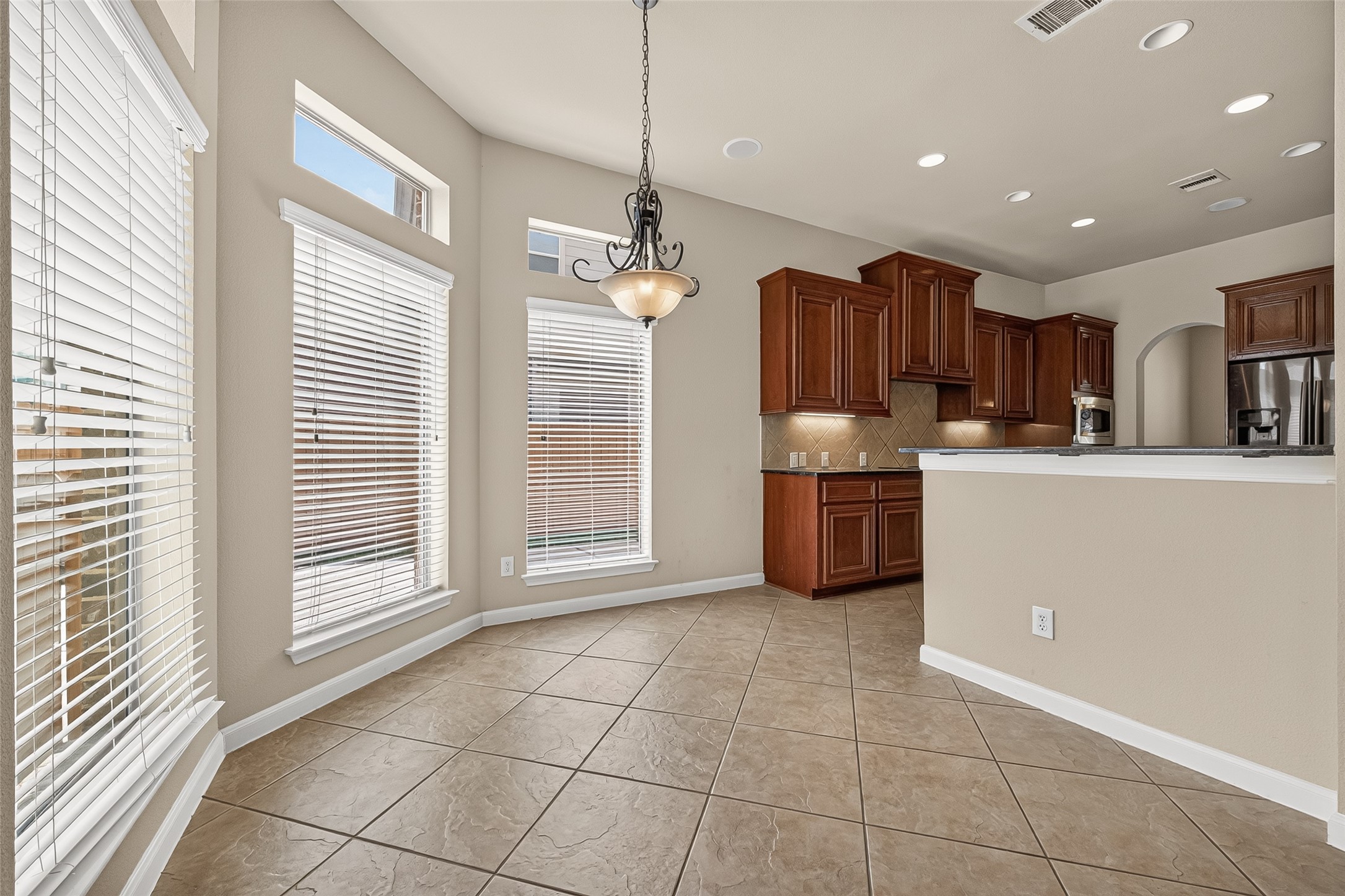 3927 Bowie Bend Lane Property Photo 17