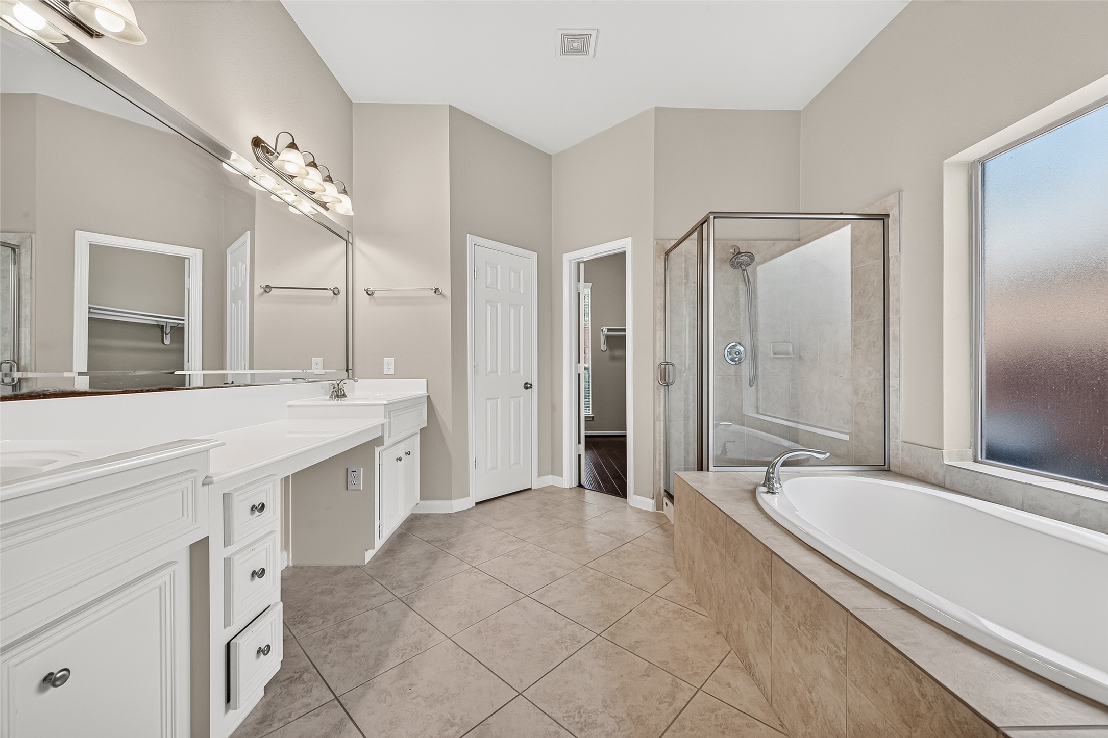3927 Bowie Bend Lane Property Photo 20