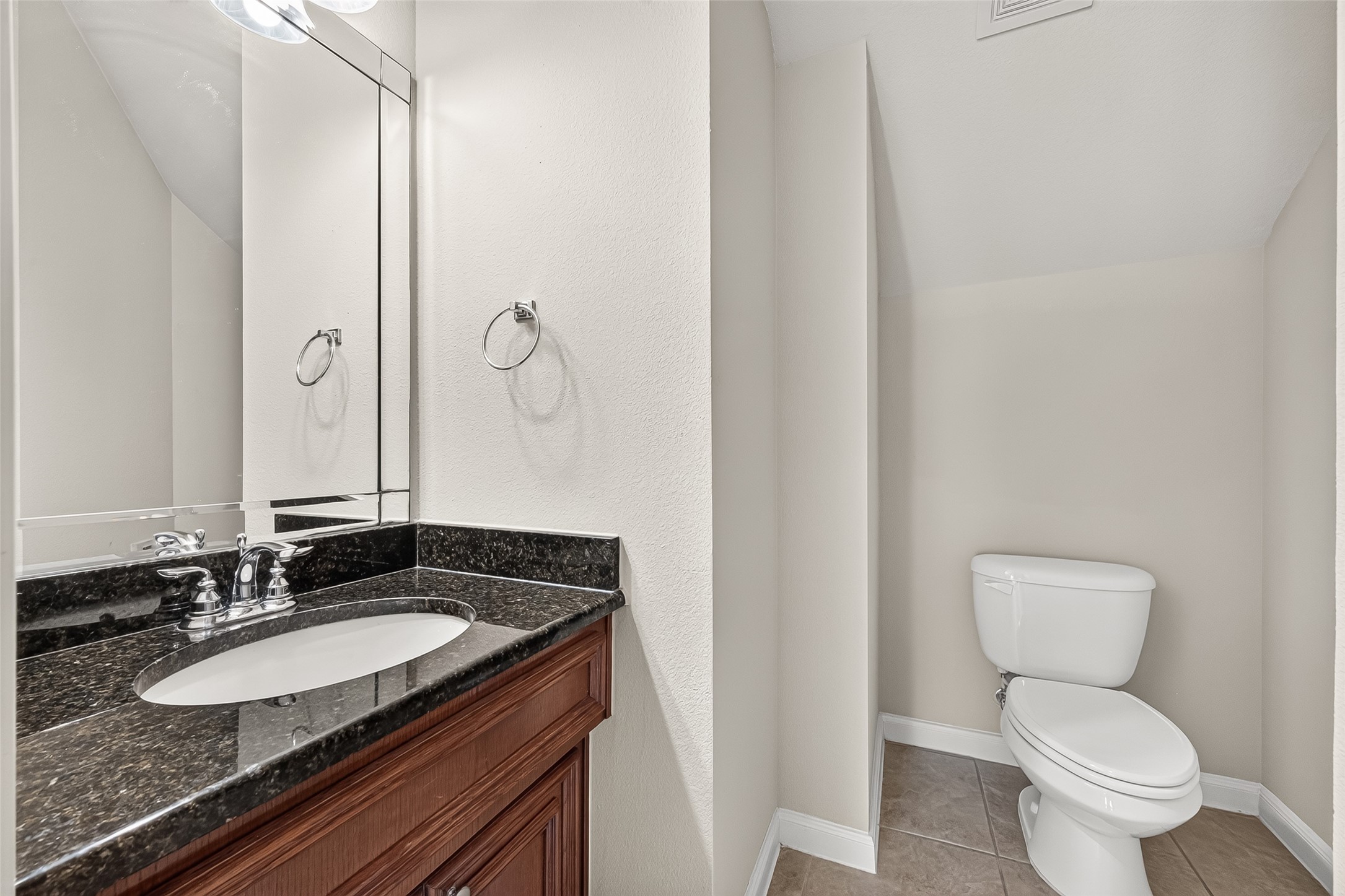 3927 Bowie Bend Lane Property Photo 24