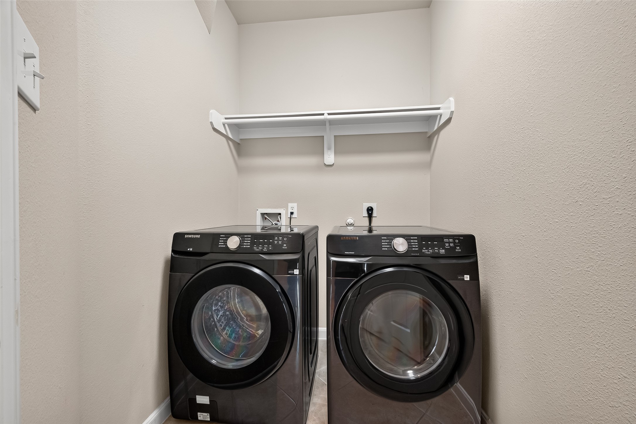 3927 Bowie Bend Lane Property Photo 25