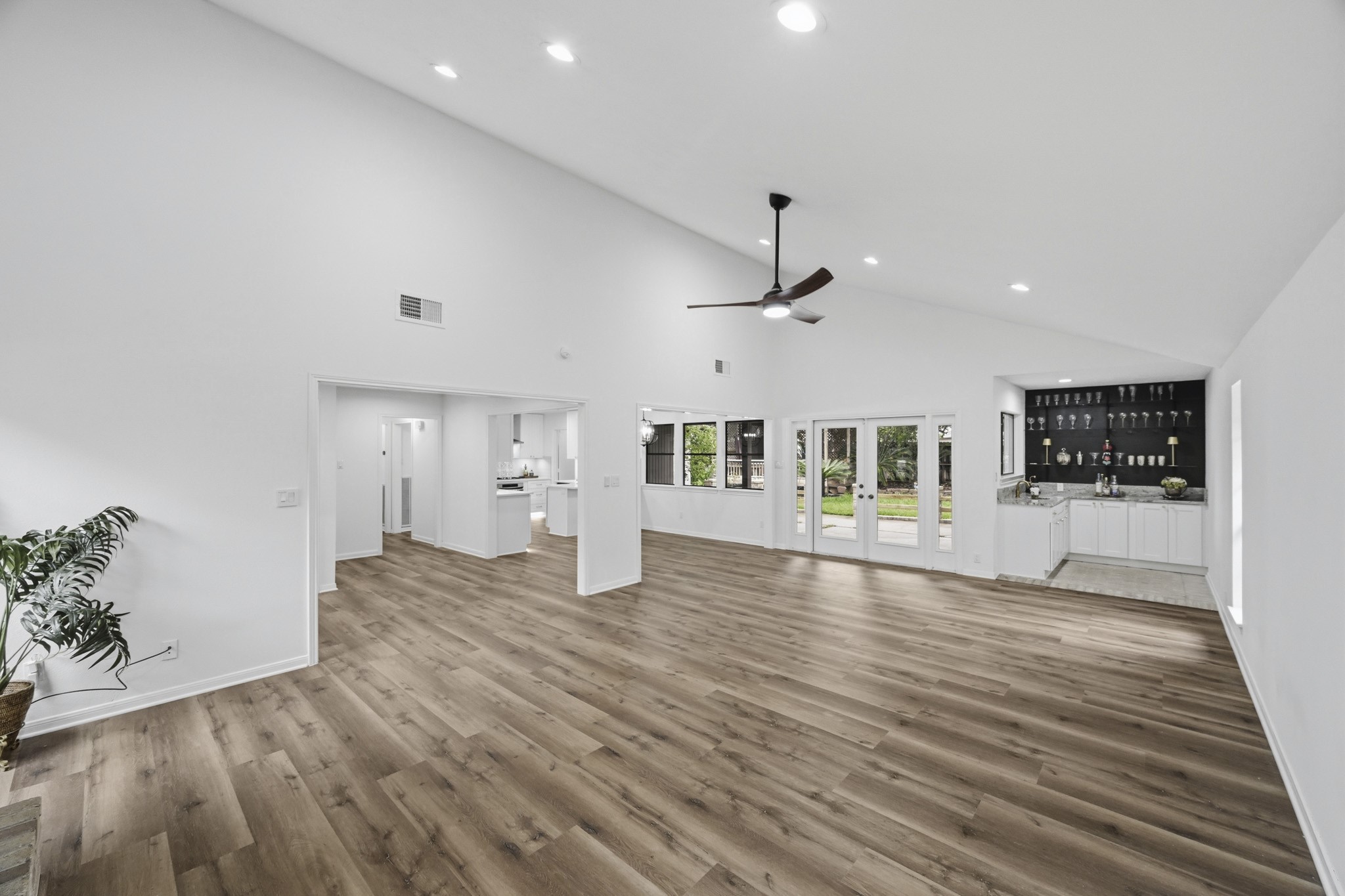 2655 Williams Grant Street Property Photo 4