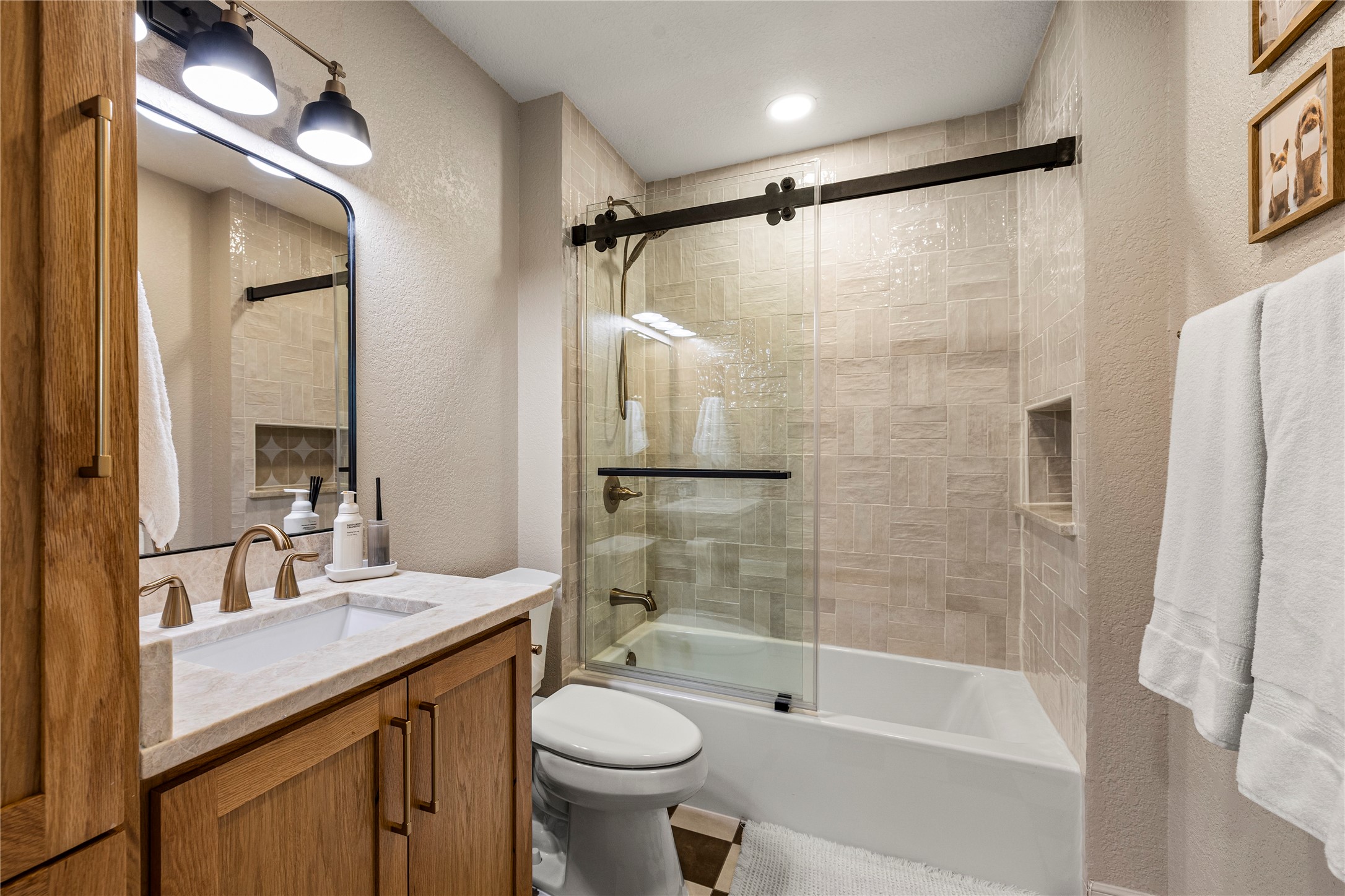 131 S Park Drive Property Photo 28