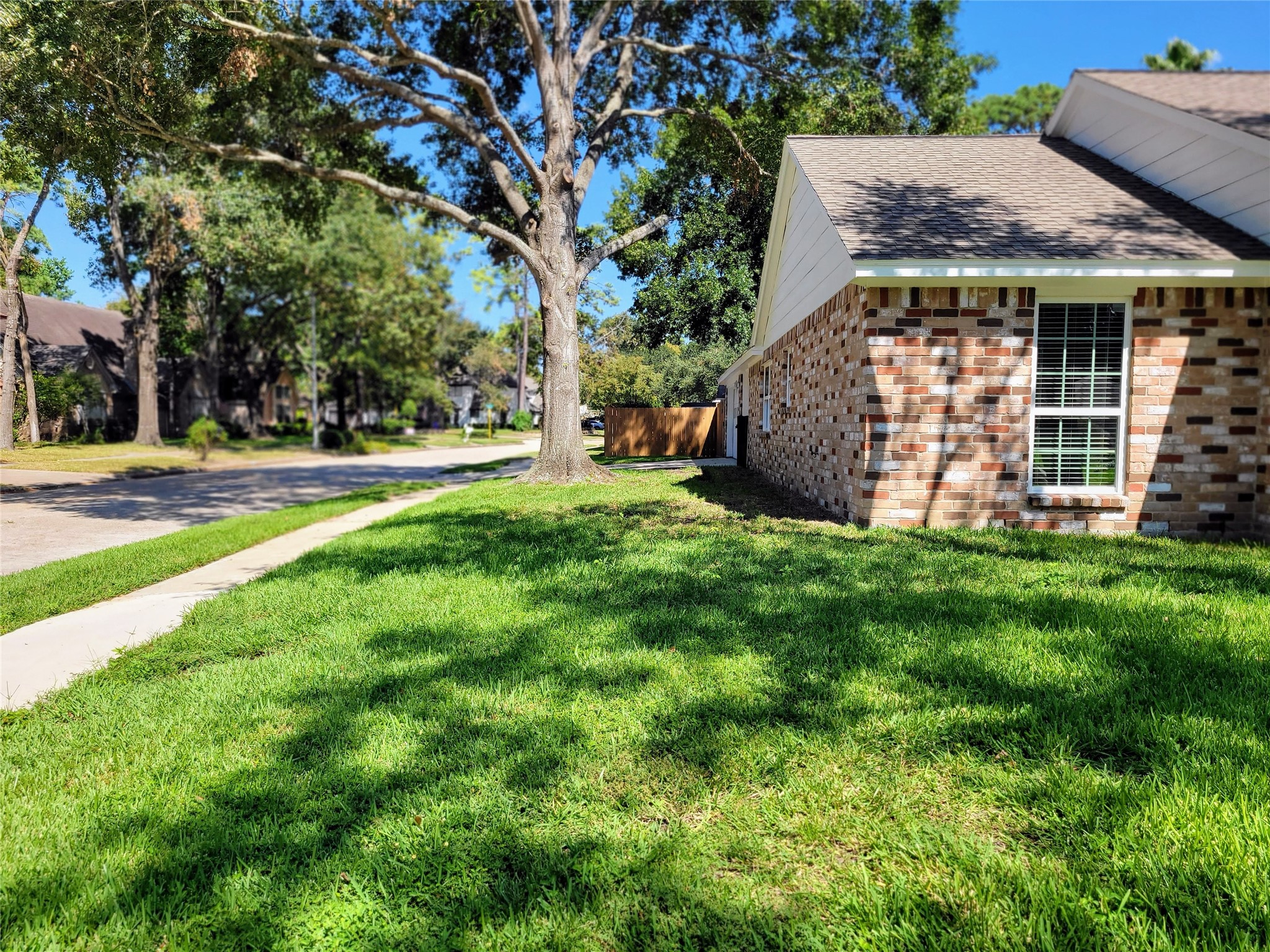 11926 Stillwater Drive Property Photo 5