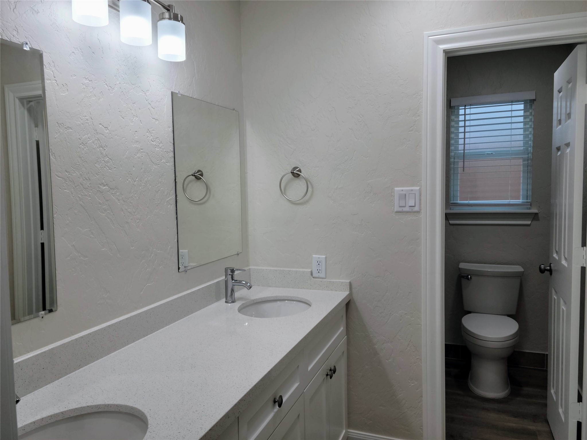 11926 Stillwater Drive Property Photo 21