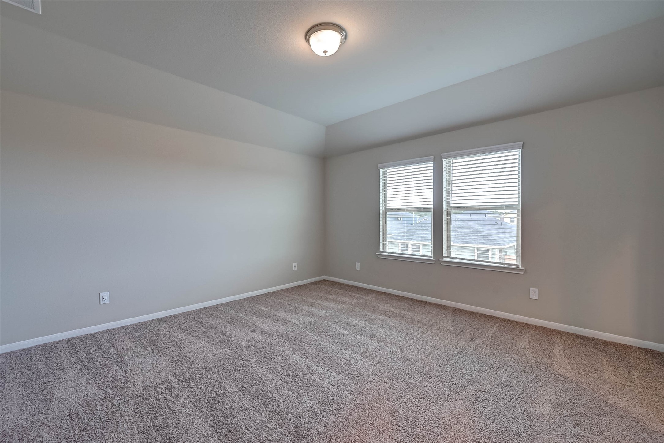 21450 Holly Heights Road Property Photo 15