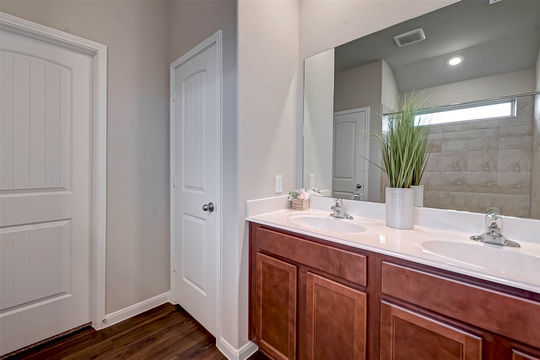 21450 Holly Heights Road Property Photo 17