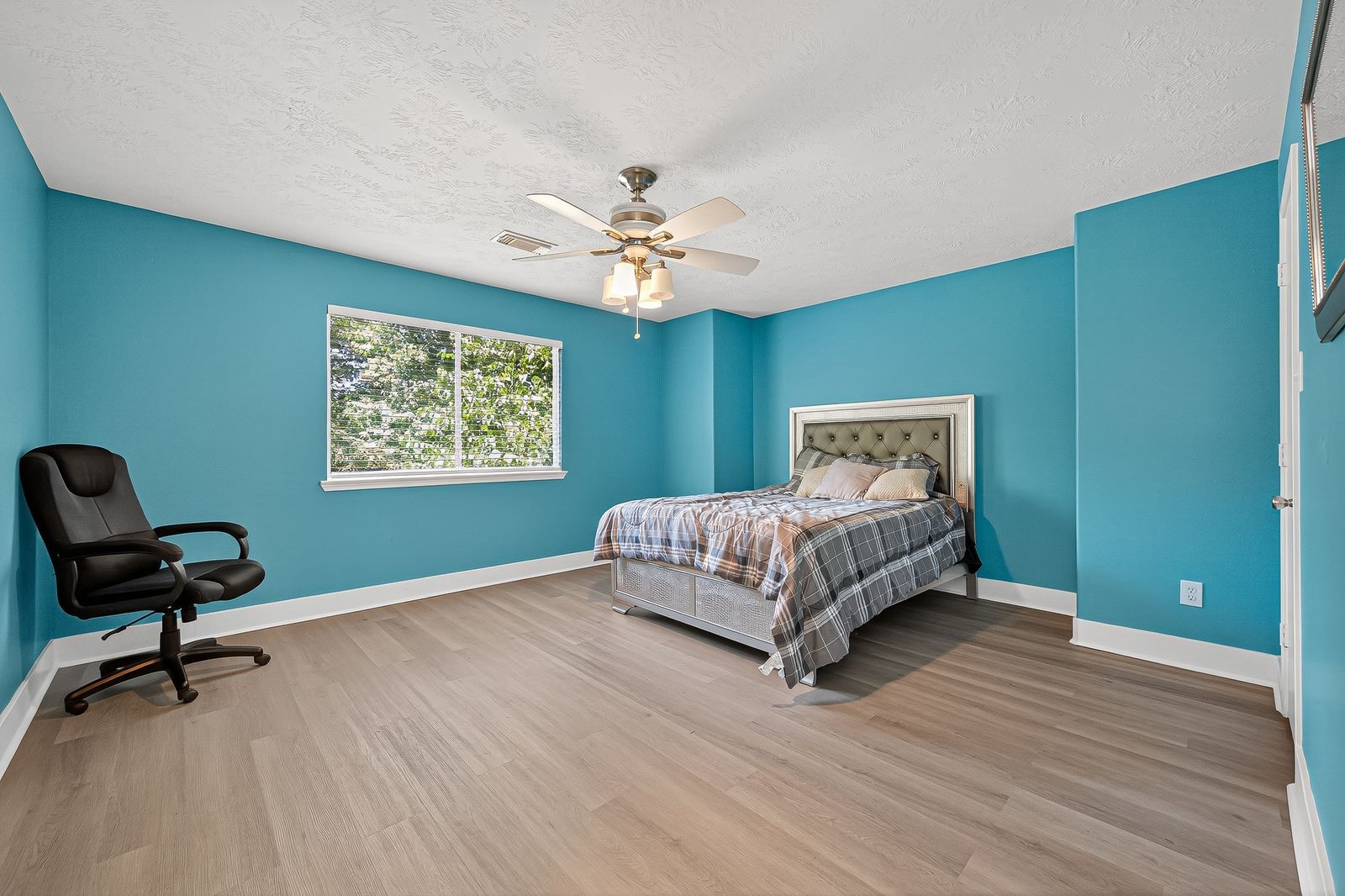 6818 Woodland Oaks Property Photo 16