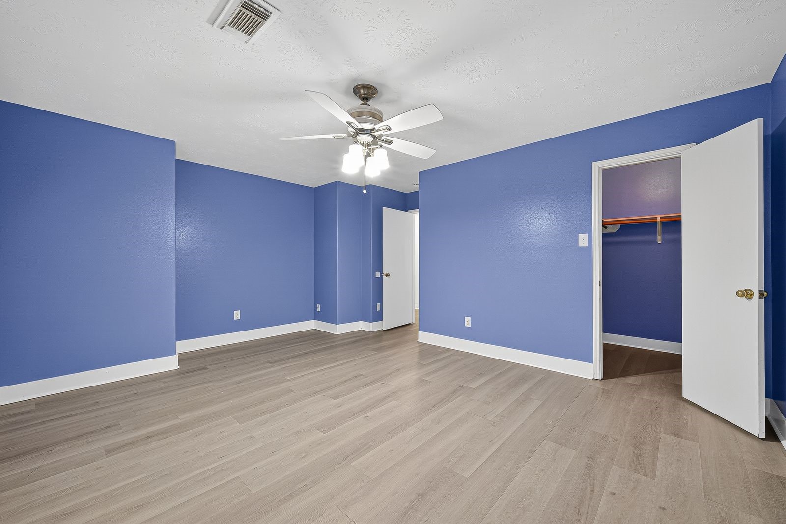 6818 Woodland Oaks Property Photo 20