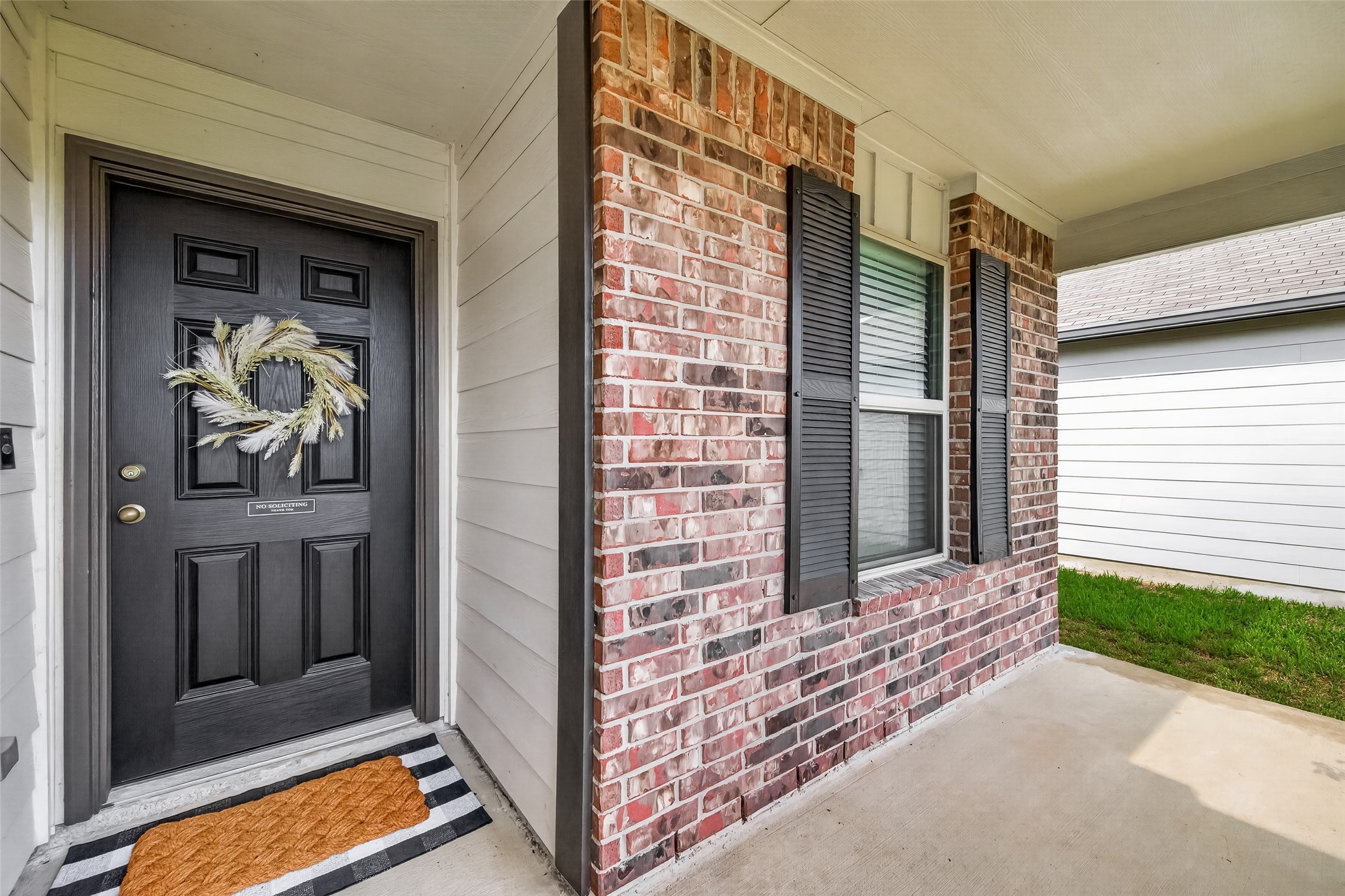 18622 Scarlet Meadow Lane Property Photo 3