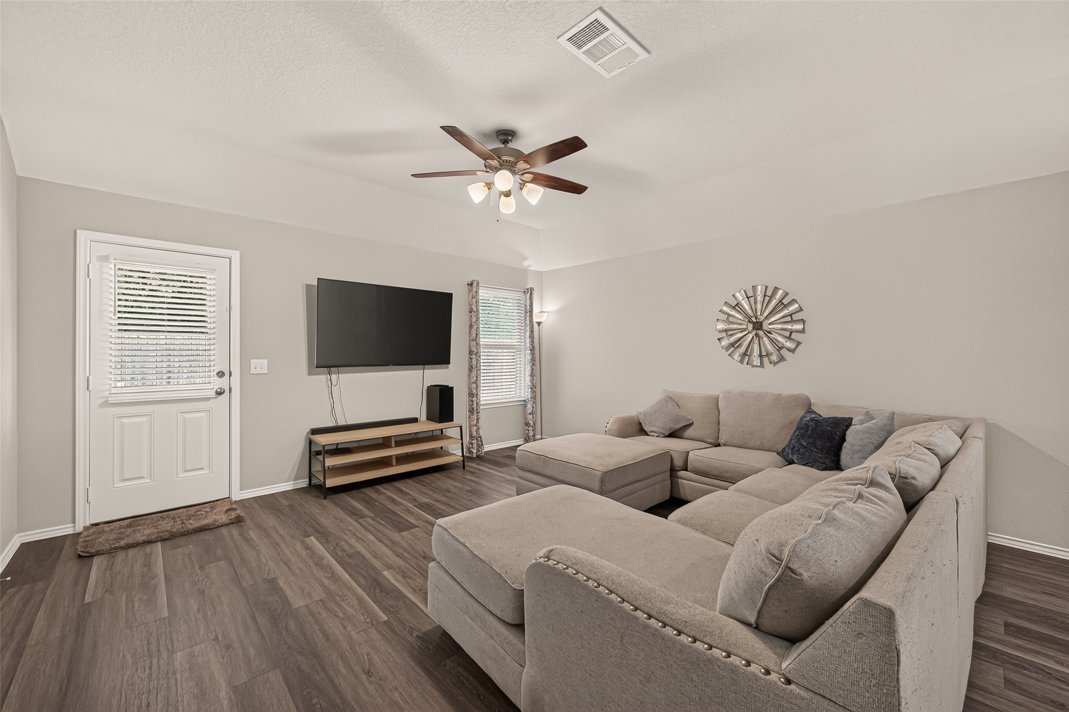 18622 Scarlet Meadow Lane Property Photo 5