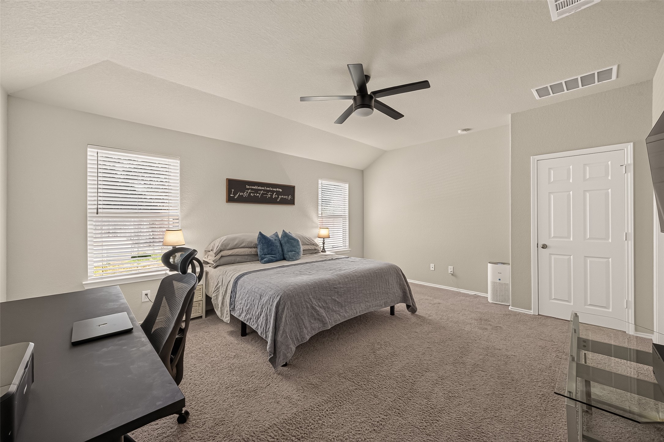18622 Scarlet Meadow Lane Property Photo 13