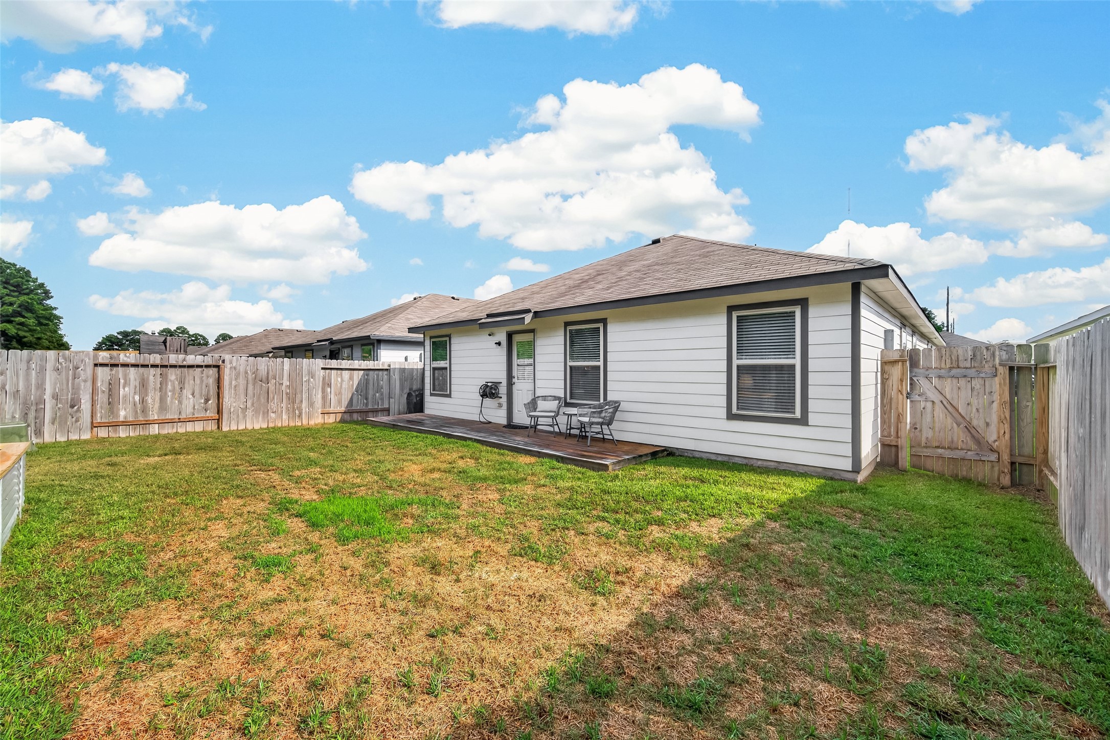 18622 Scarlet Meadow Lane Property Photo 28