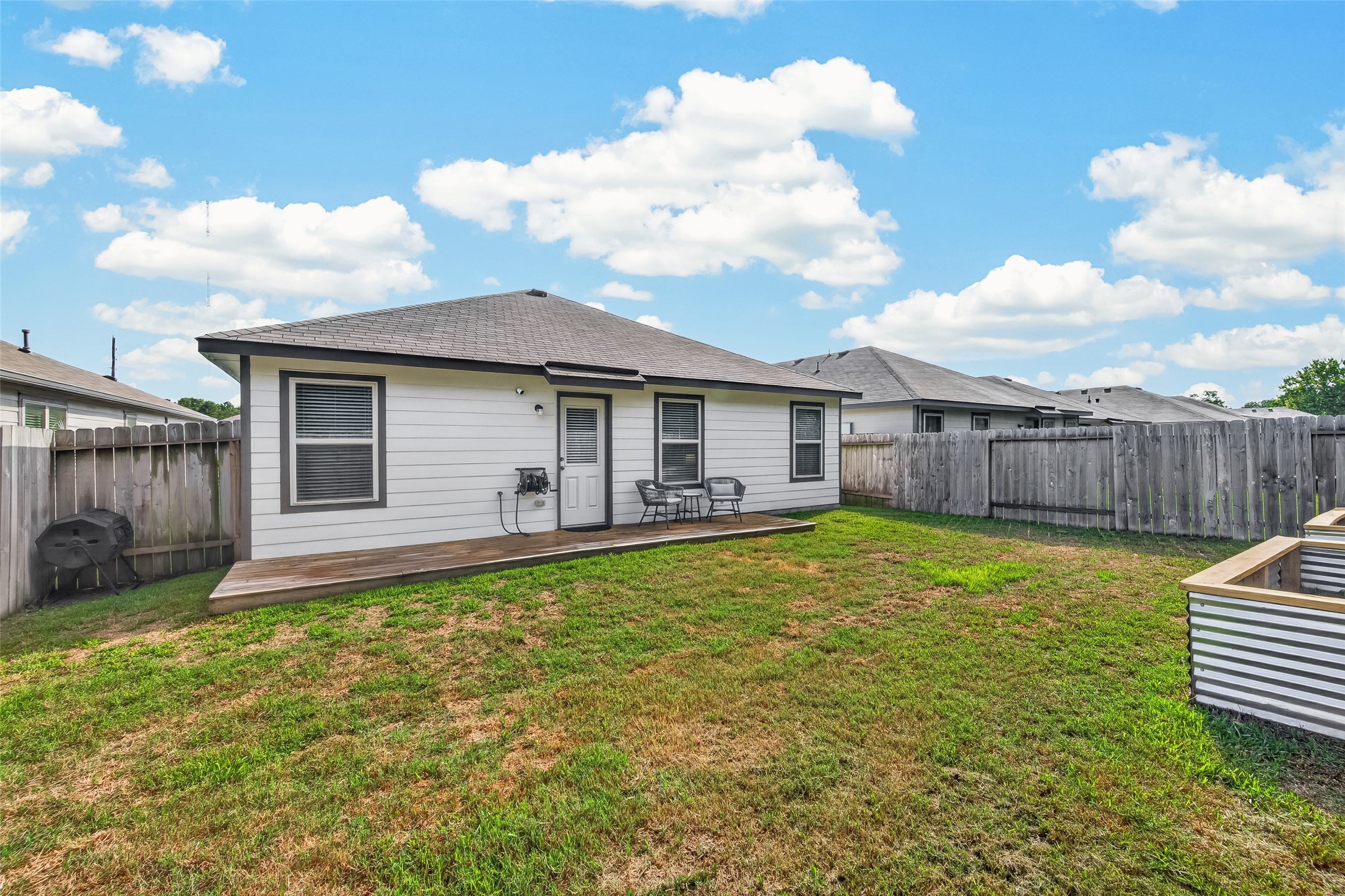 18622 Scarlet Meadow Lane Property Photo 29