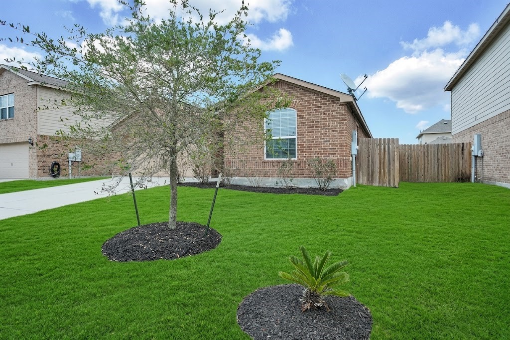 104 Indigo Brush Drive Property Photo 33
