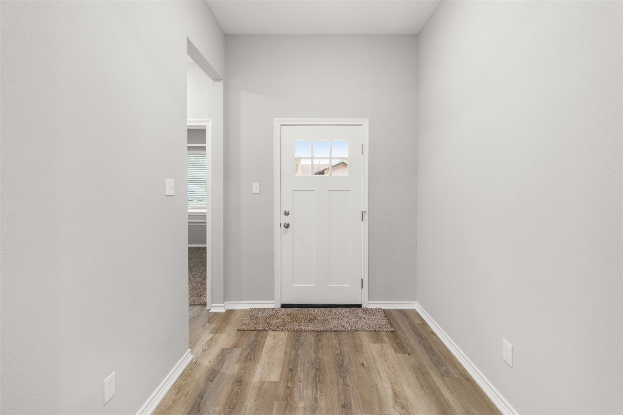 135 Oak Cluster Drive Property Photo
