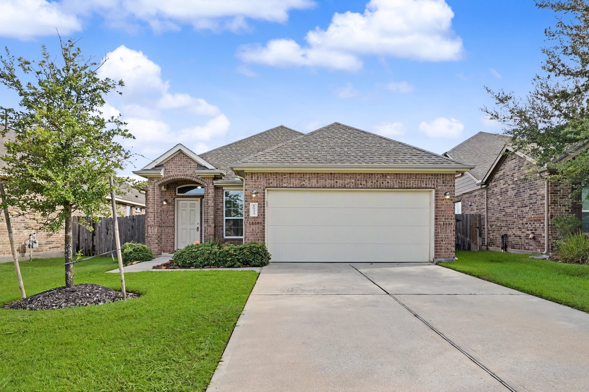 18322 Tacoma Ridge Drive Property Photo 5