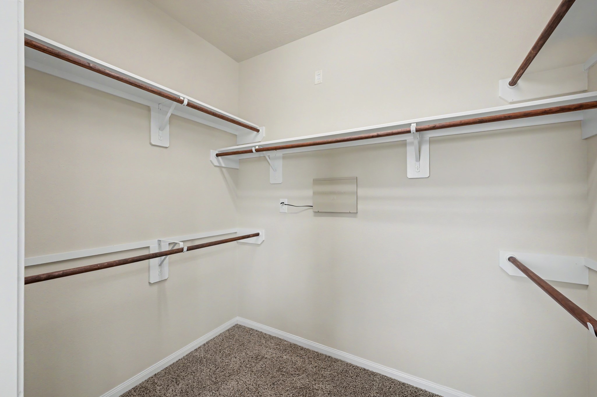 18322 Tacoma Ridge Drive Property Photo 32