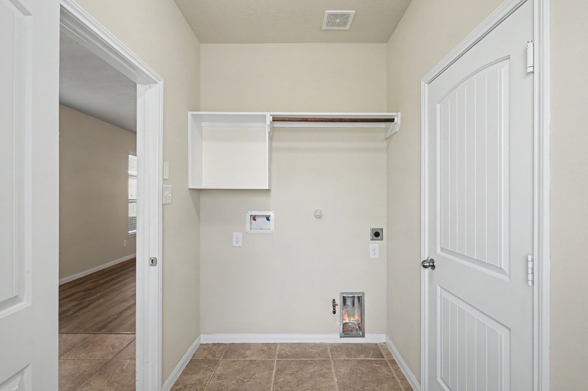 18322 Tacoma Ridge Drive Property Photo 37