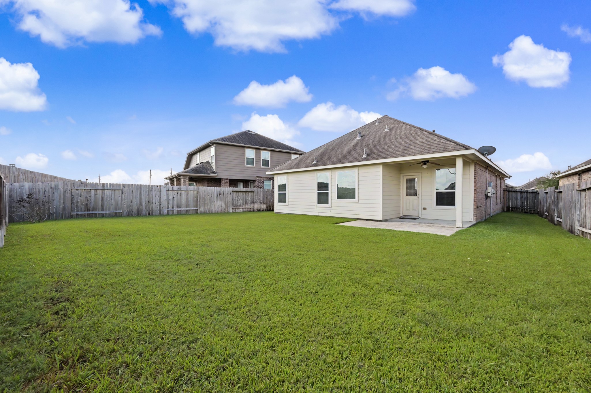 18322 Tacoma Ridge Drive Property Photo 40