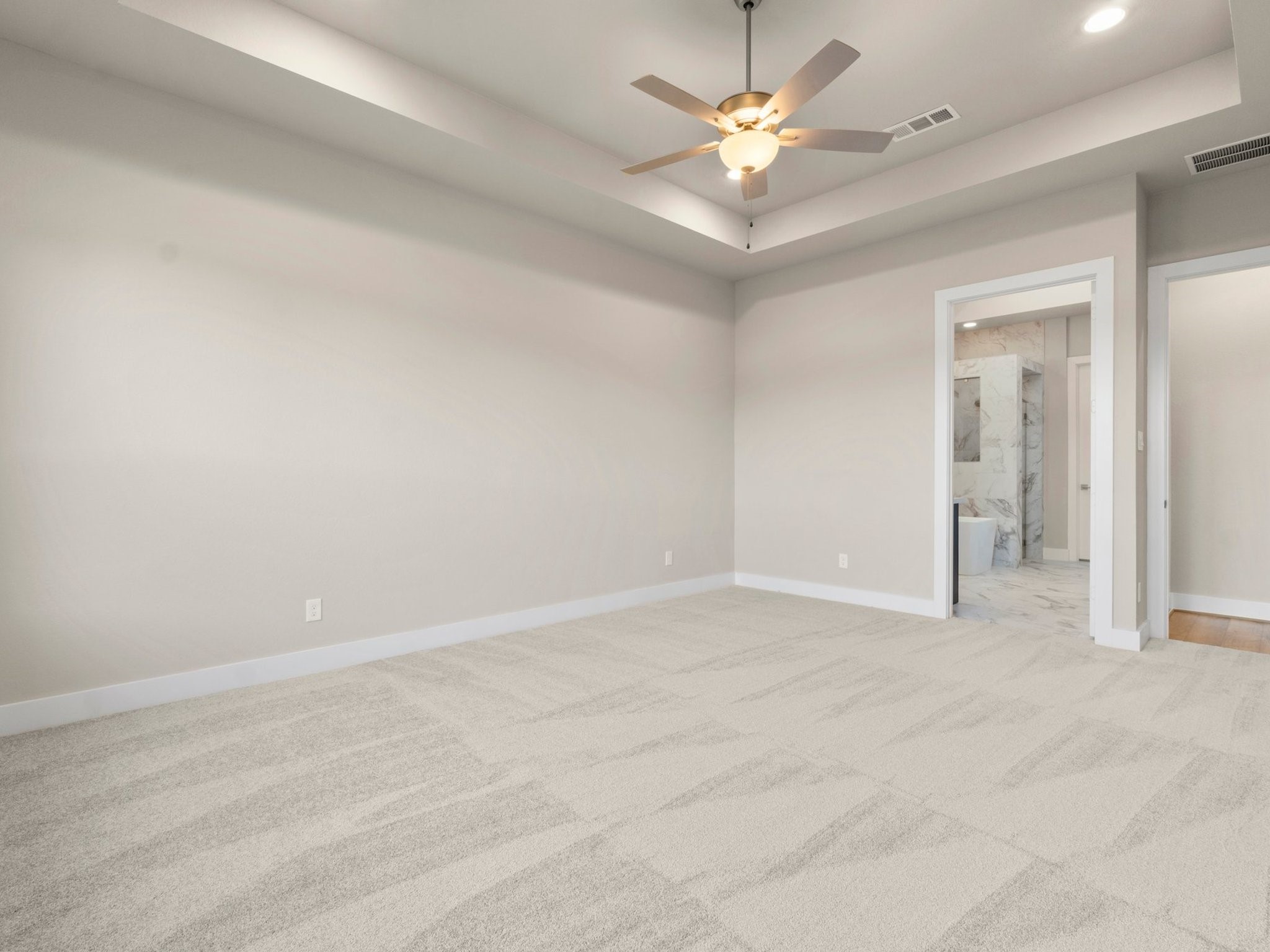 302 Marsh Wren Way Property Photo 14