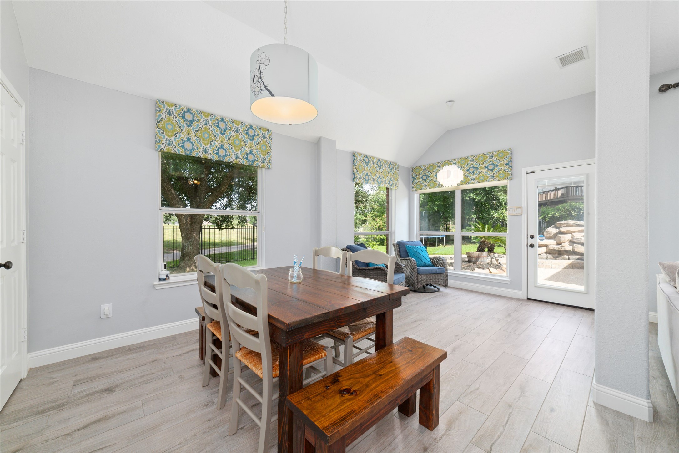 24203 Moon Ridge Court Property Photo 20