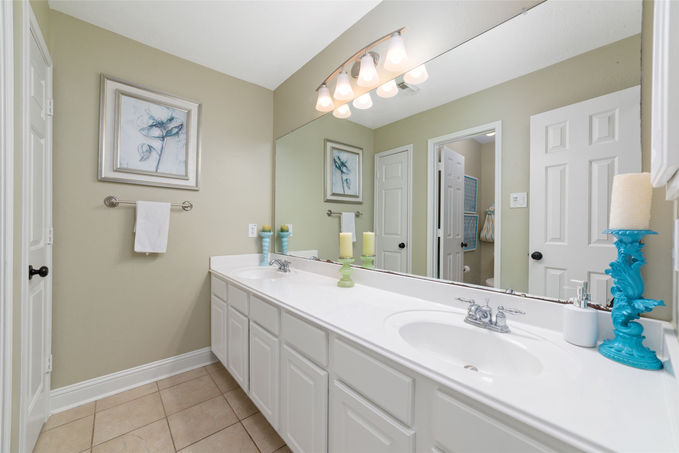 24203 Moon Ridge Court Property Photo 32