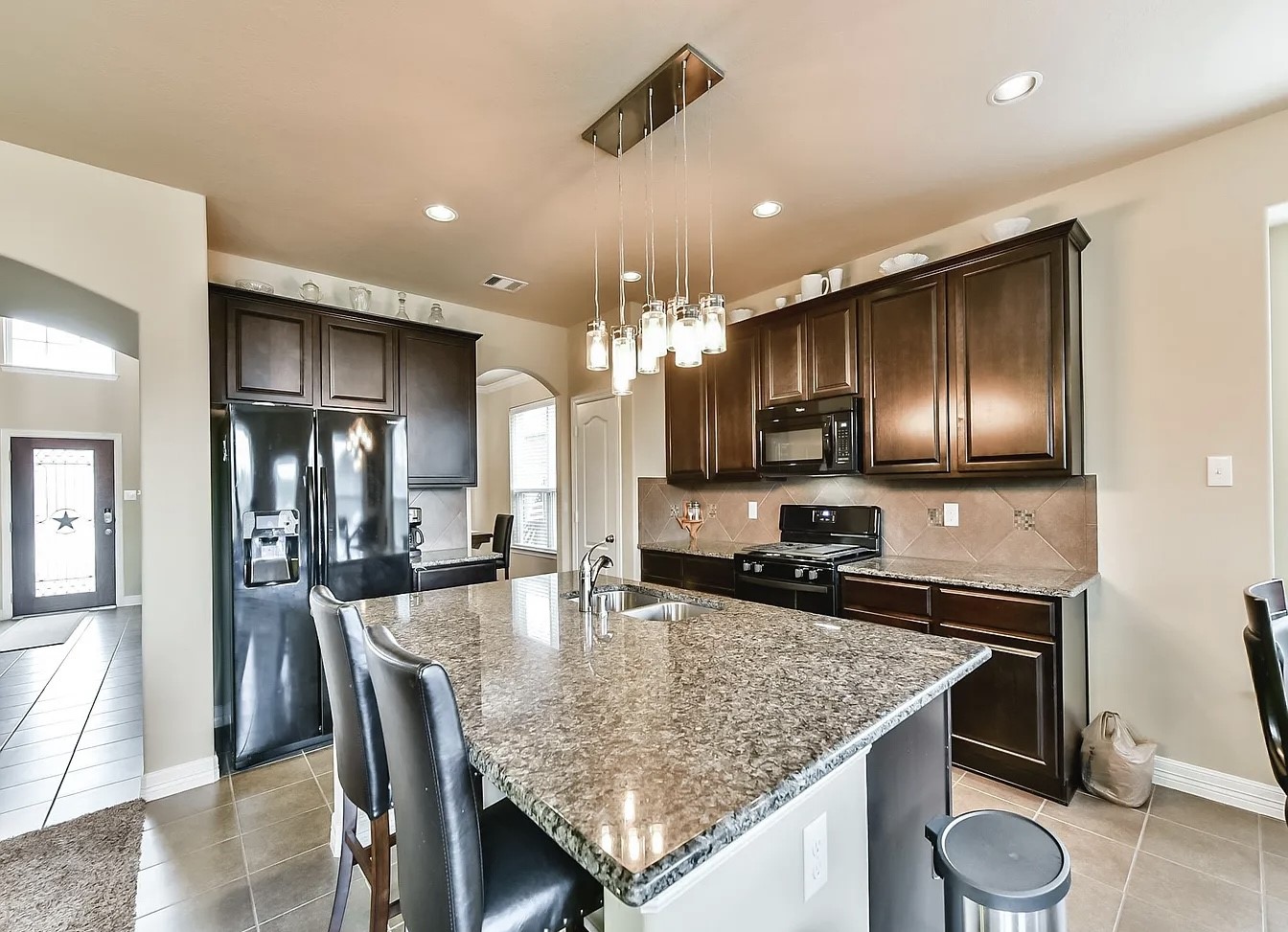 2575 Riverway Drive Property Photo 17