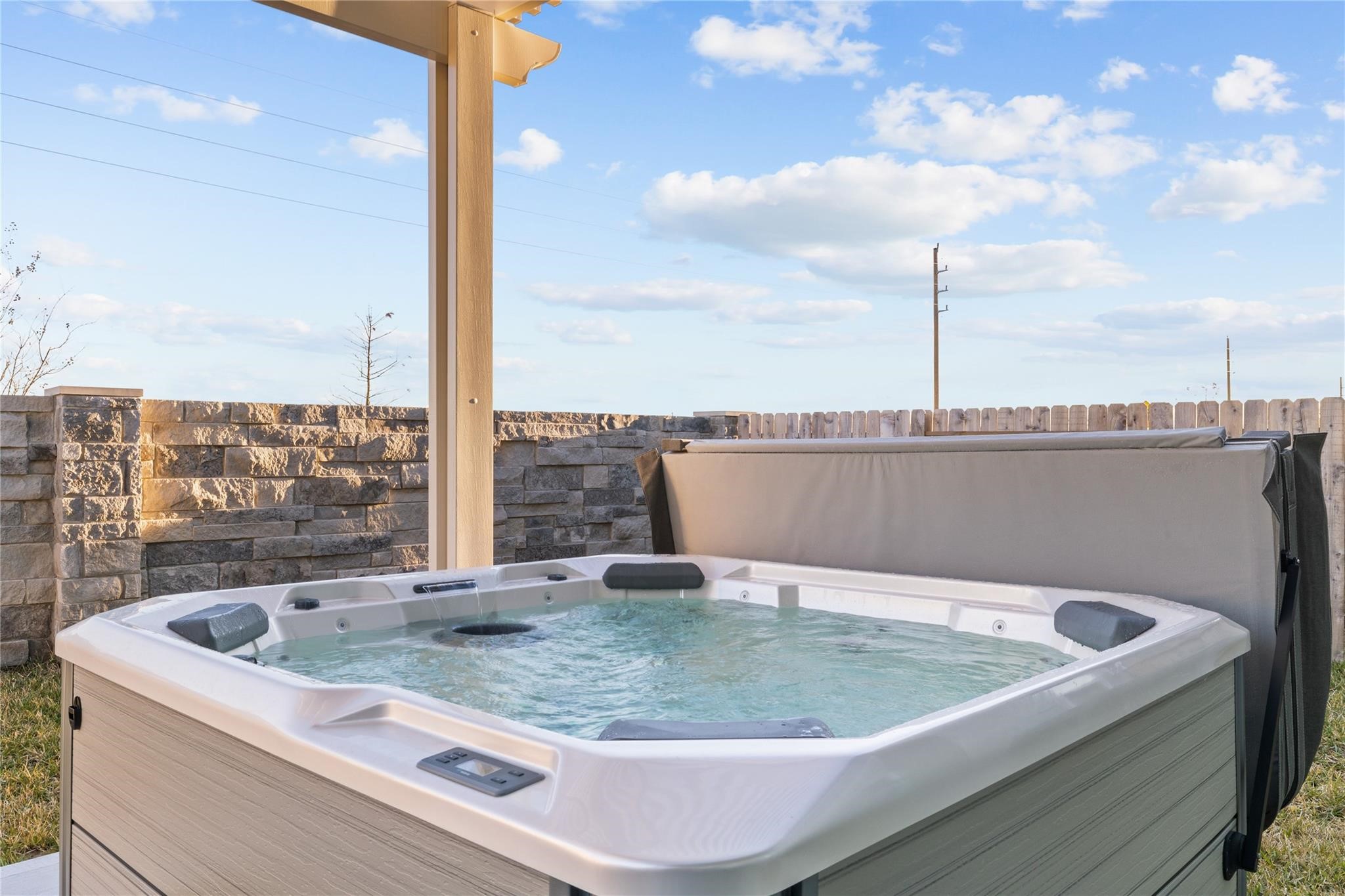 614 Sandy Bay Lane Property Photo