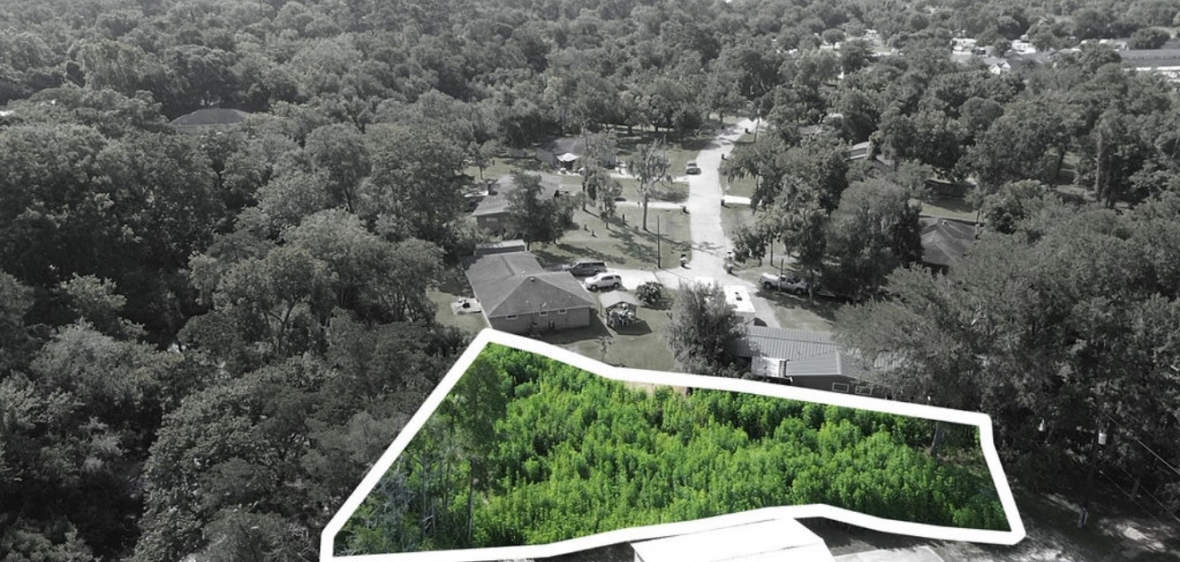 9230 Woodacres Dr Property Photo 4