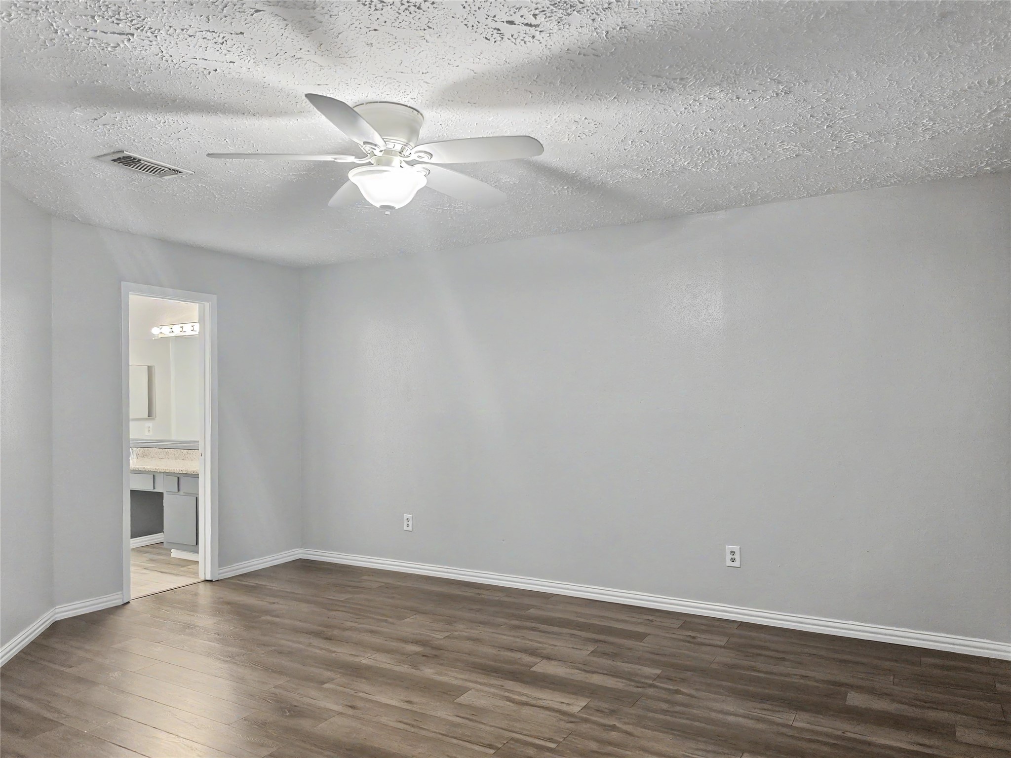 4211 Falcon Meadow Drive Property Photo 8
